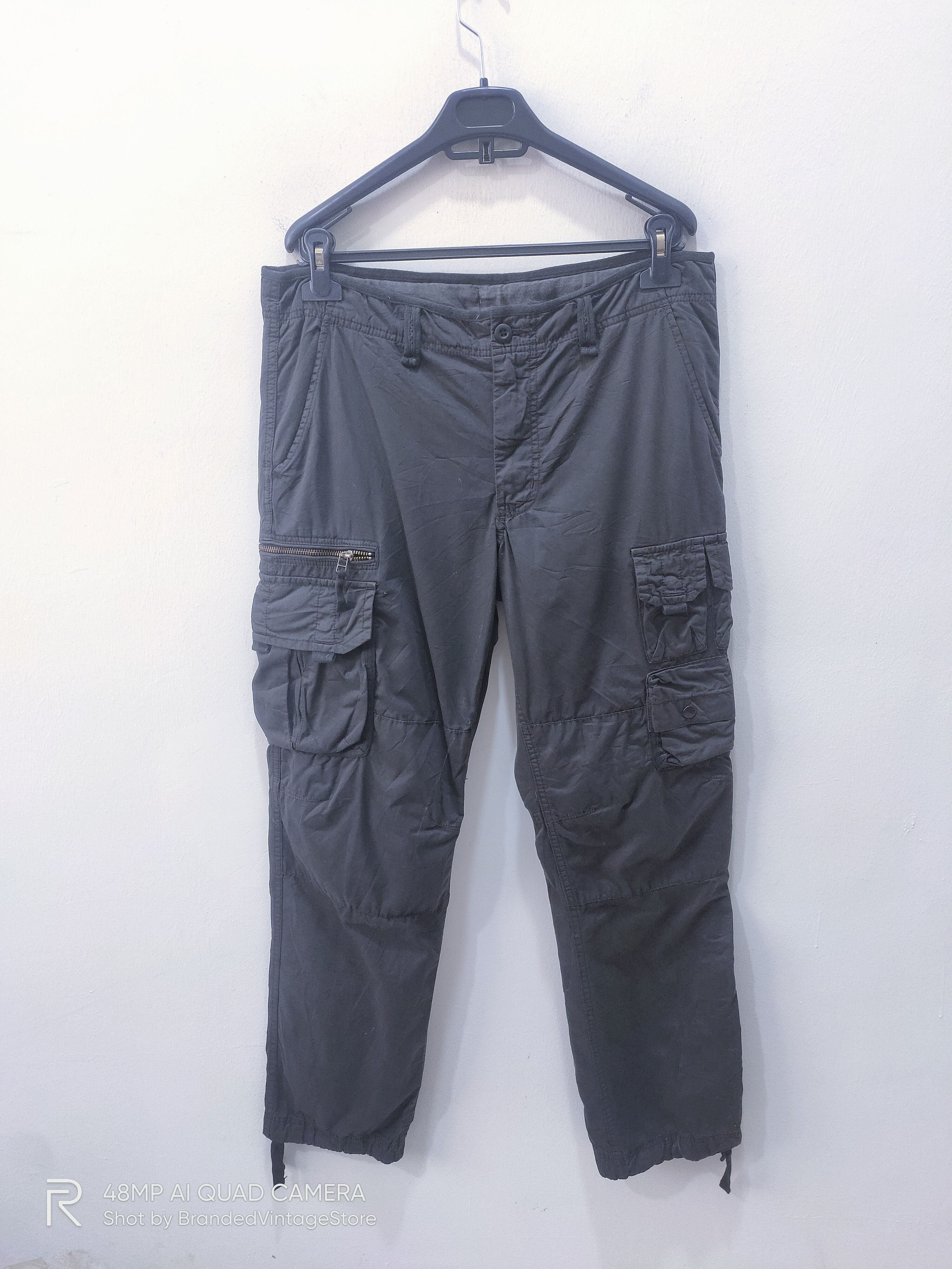 Japanese Brand × Uniqlo UNIQLO Multipocket Tactical Utility Pullover Cargo Pants Size US 34 / EU 50 - 1 Thumbnail