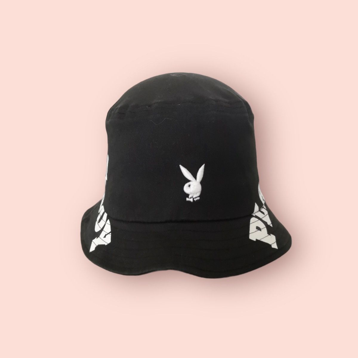 Playboy RARE VINTAGE PLAYBOY BUNNY SPELLOUTS BUCKET HAT Size ONE SIZE - 8 Thumbnail