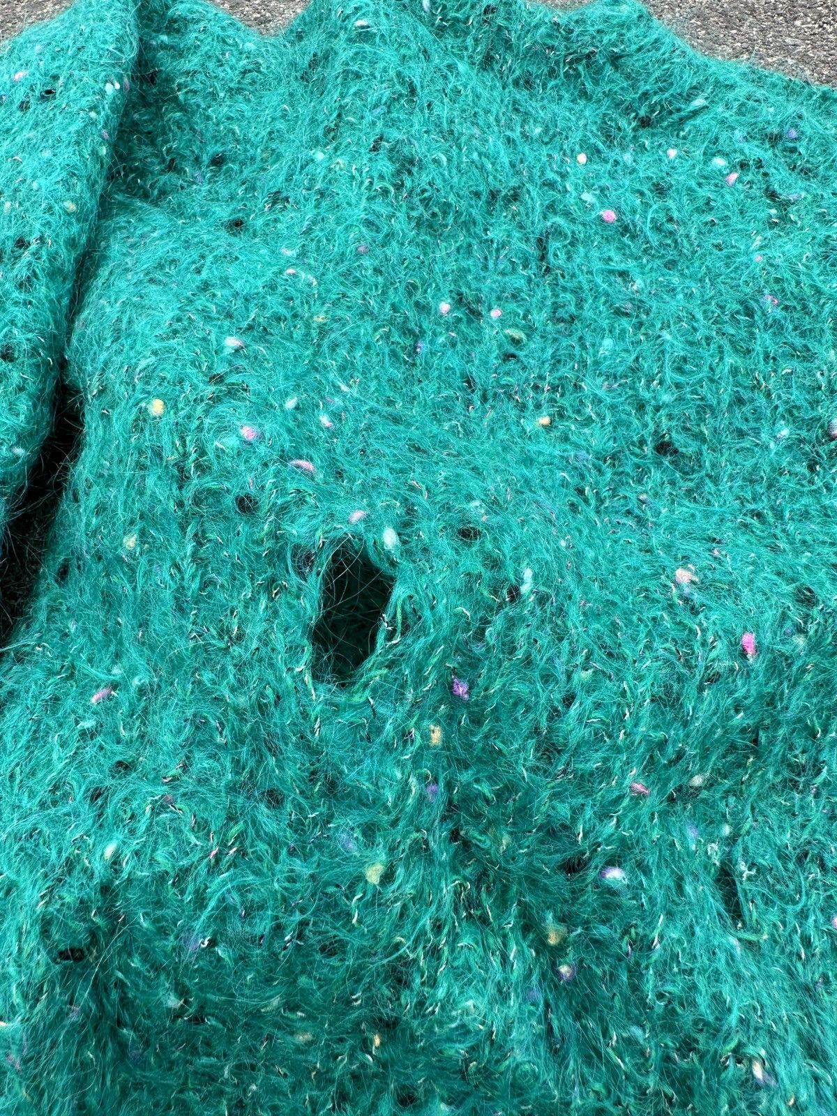 Japanese Brand Vintage Fuzzy Boxy Knit Crewneck Sweater Size US L / EU 52-54 / 3 - 5 Thumbnail