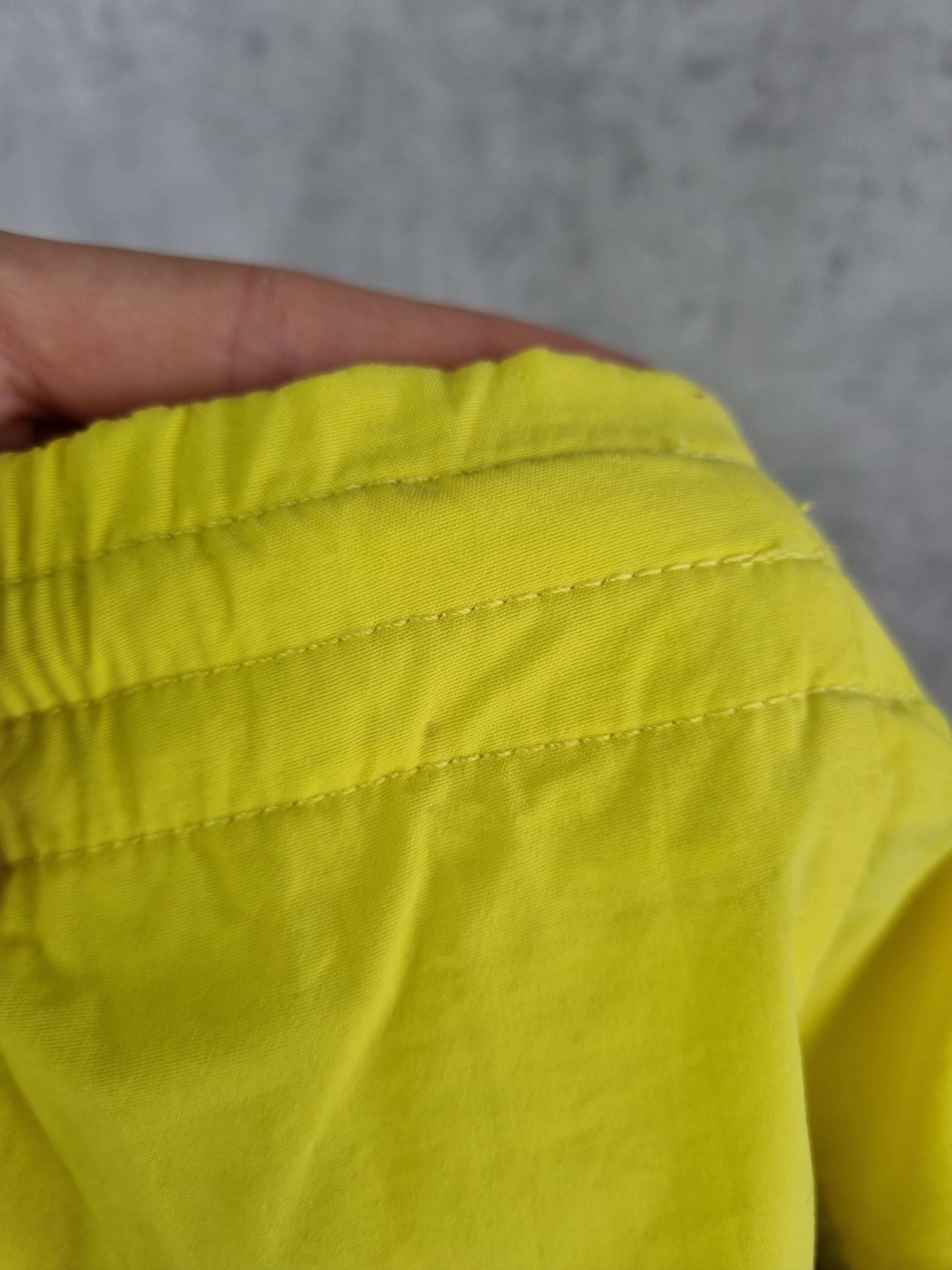 Nike × Vintage Rare NIKE Big Swoosh Sun Yellow Nylon Shorts Size US 31 - 7 Thumbnail