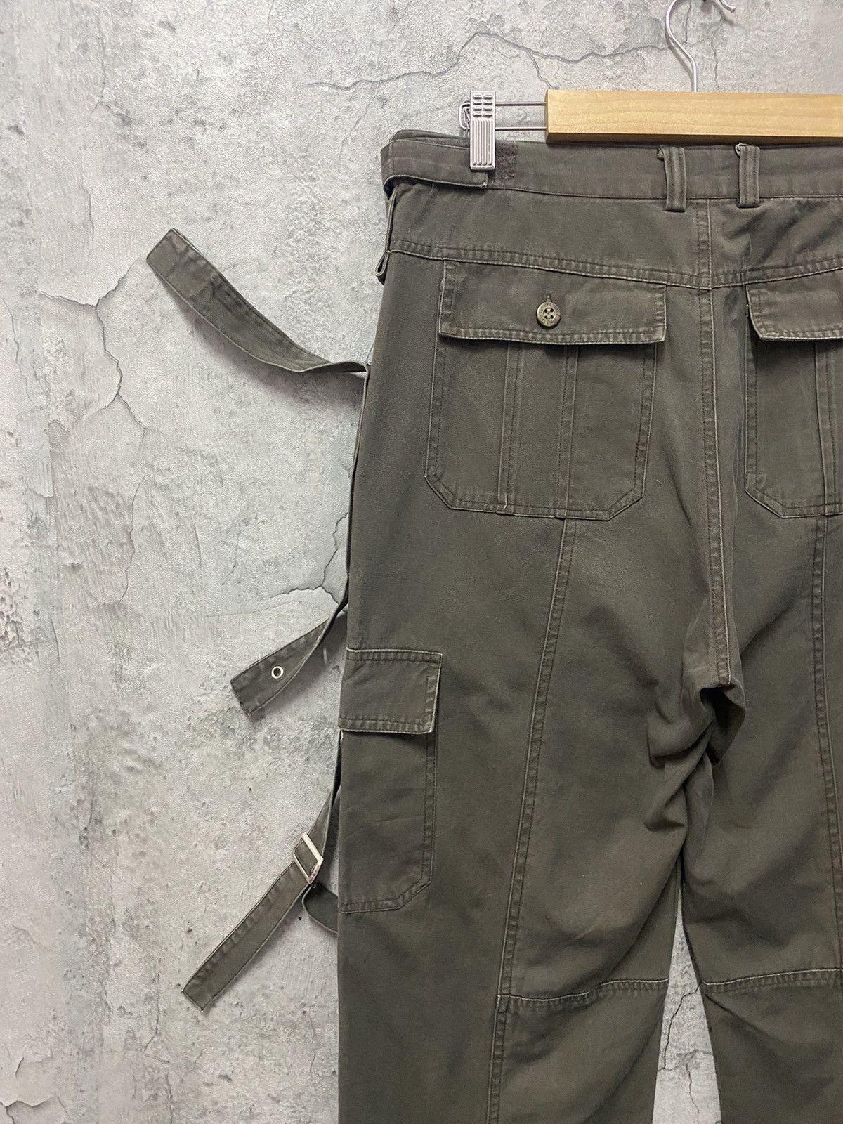 Le Grande Bleu (L.G.B.) Origialgears Japan Parachute Multi Pocket Baggy Cargo Pants Size US 32 / EU 48 - 13 Thumbnail