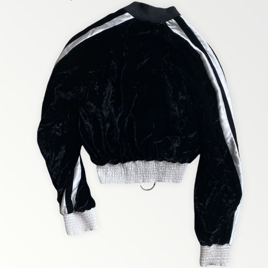 Off-White Fall 2017 Velour Cropped Bomber Jacket Size US S / EU 44-46 / 1 - 2 Thumbnail