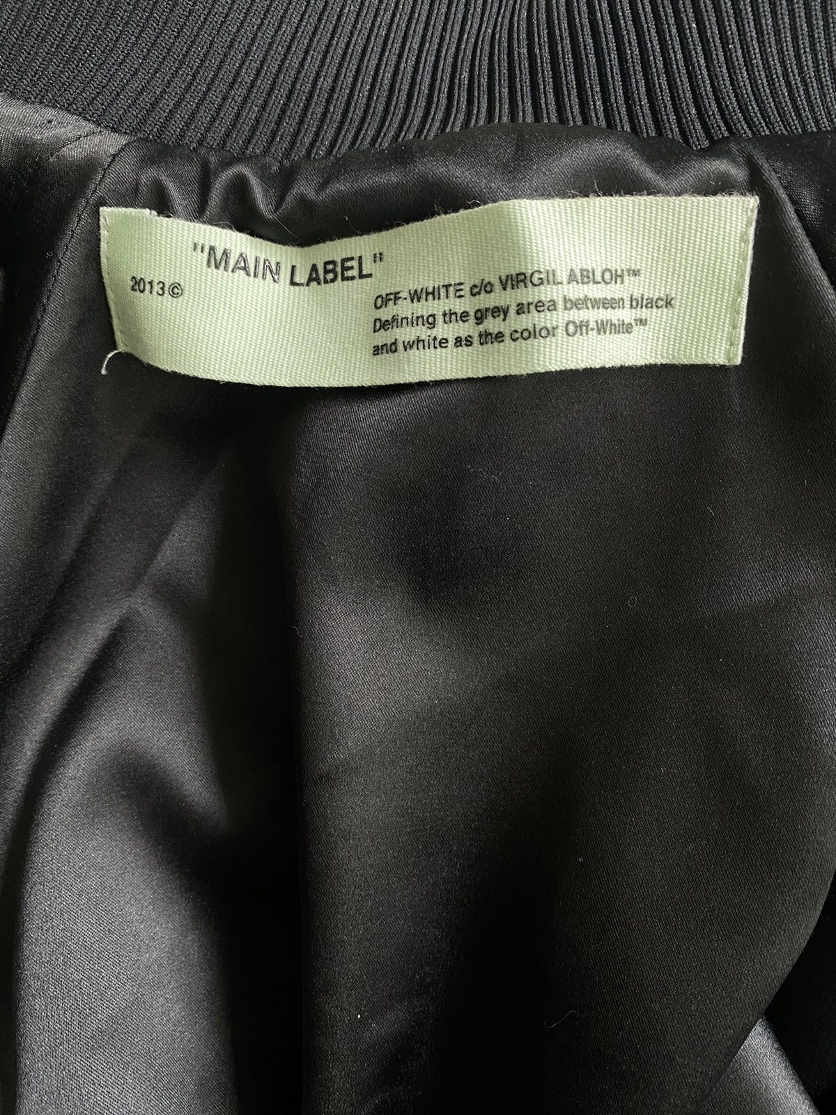 Off-White Fall 2017 Velour Cropped Bomber Jacket Size US S / EU 44-46 / 1 - 10 Thumbnail