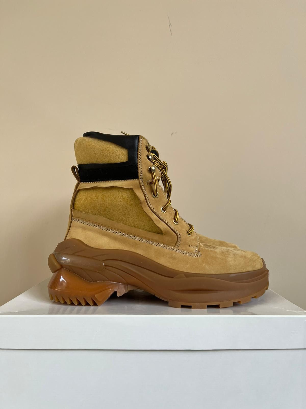 Maison Margiela Boots in Camel Color Size US 10 / EU 43 - 2 Thumbnail