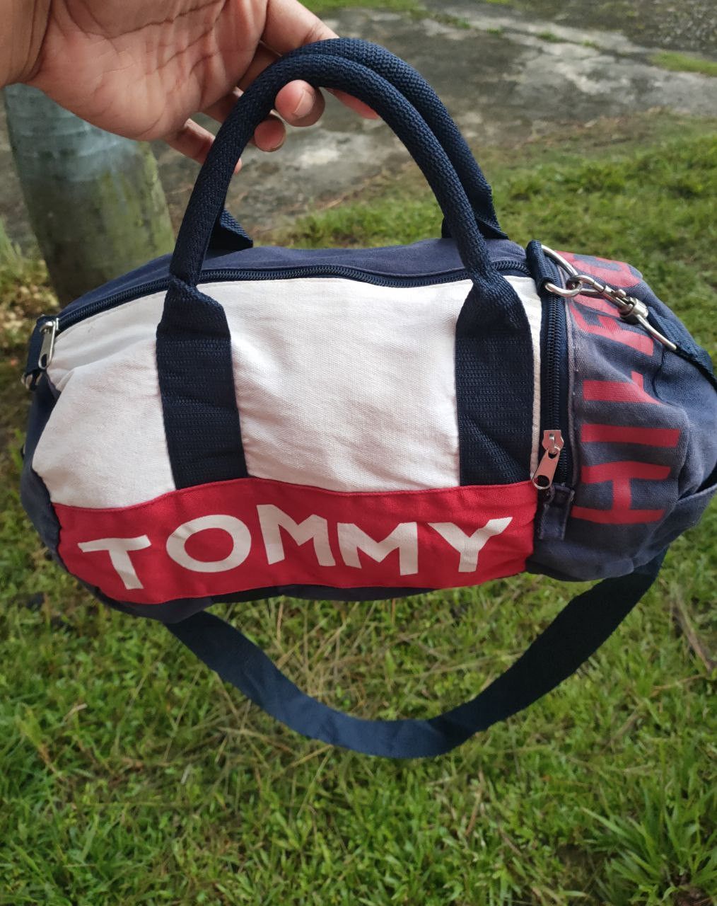 Tommy Hilfiger Tommy Hilfiger Gym Duffle Bag Size ONE SIZE - 2 Thumbnail