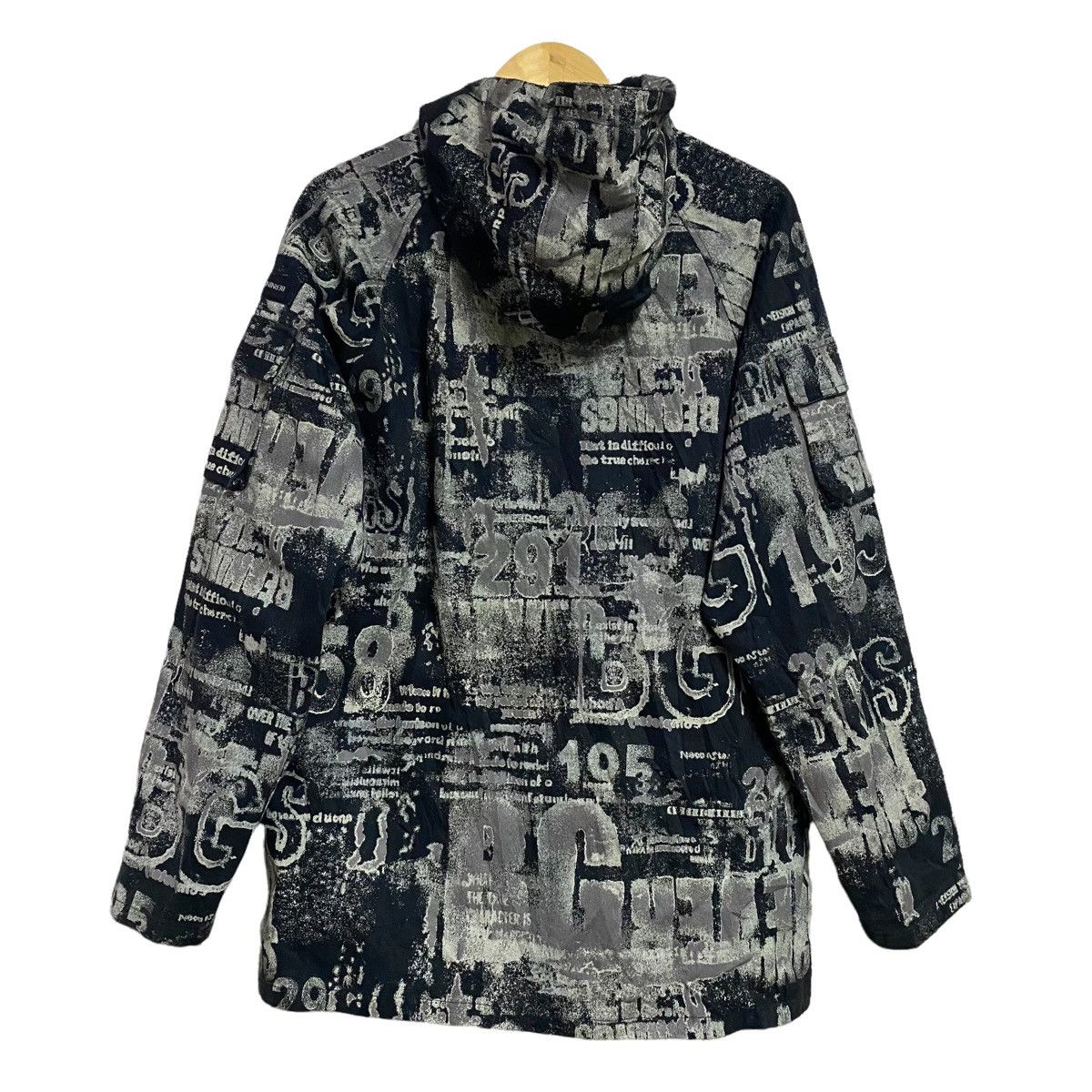 BERNING SHO Newspaper Printed Jacket