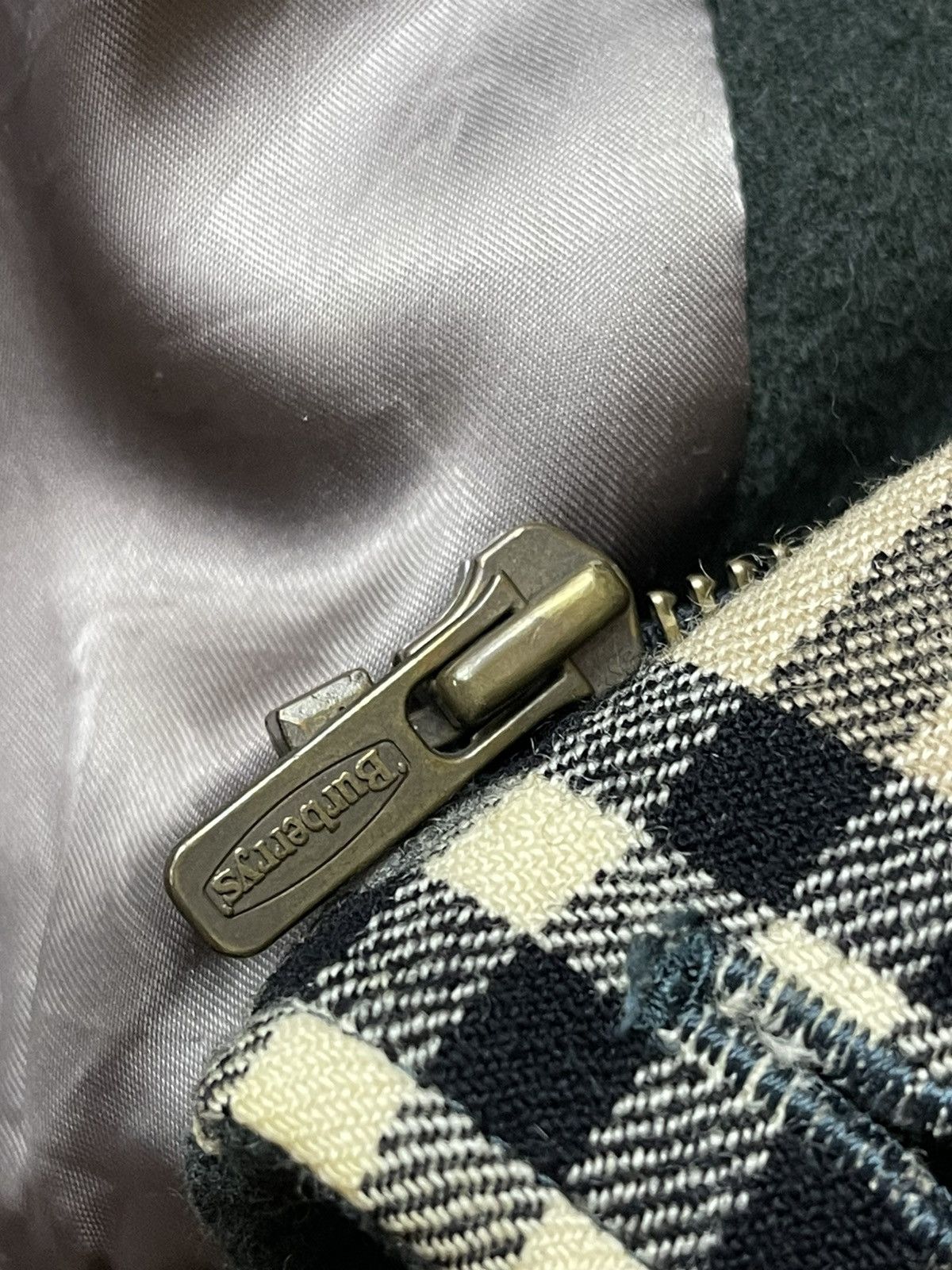Burberry Burberrys Cashmere Bomber Jacket Size US M / EU 48-50 / 2 - 12 Thumbnail