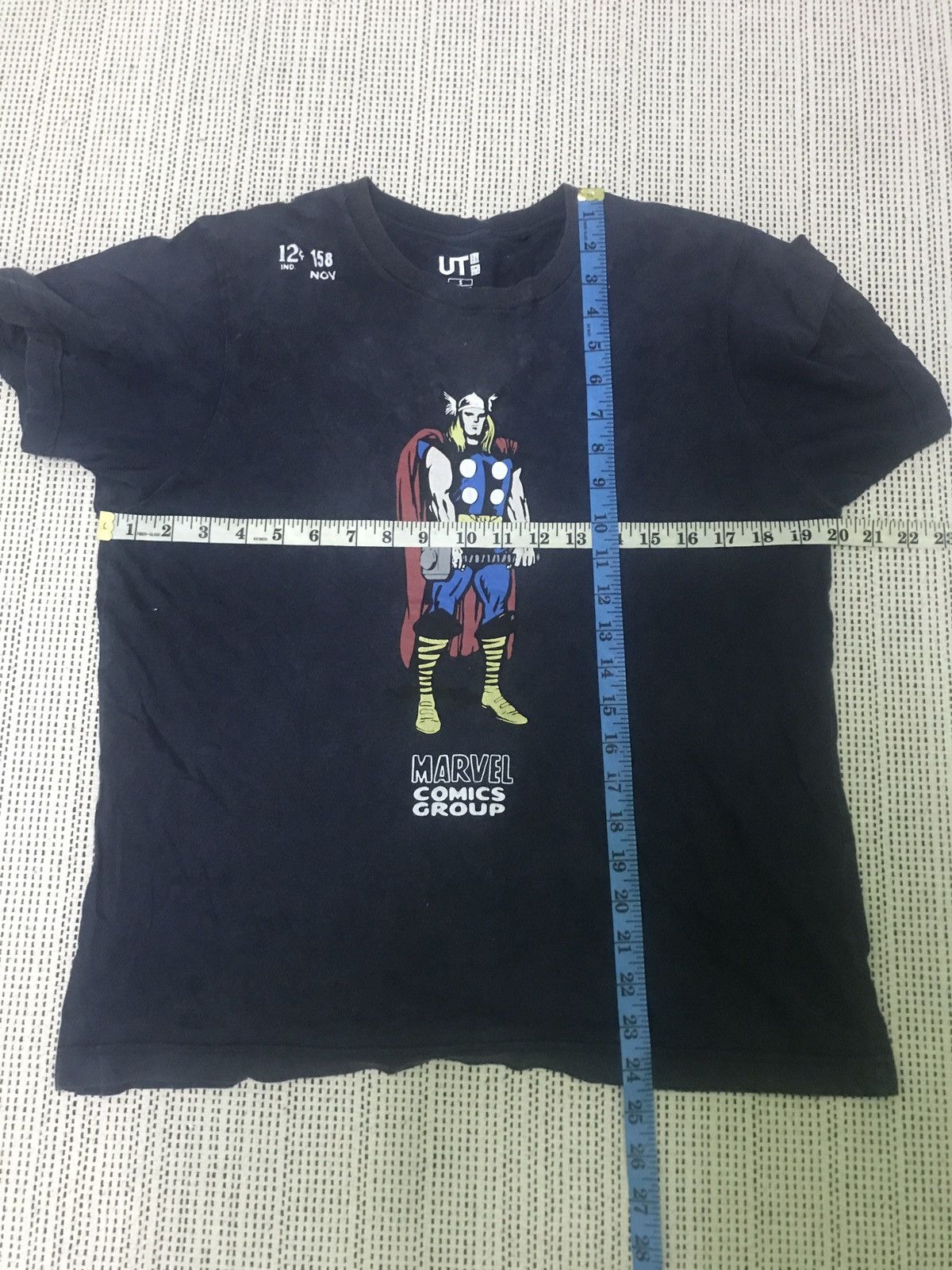 Uniqlo ‼️‼️ vintage marvel comics group very rare Size US S / EU 44-46 / 1 - 6 Thumbnail