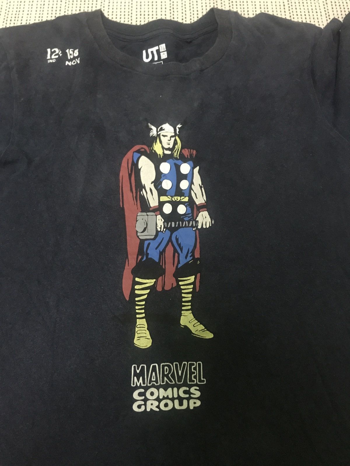 Uniqlo ‼️‼️ vintage marvel comics group very rare Size US S / EU 44-46 / 1 - 2 Thumbnail