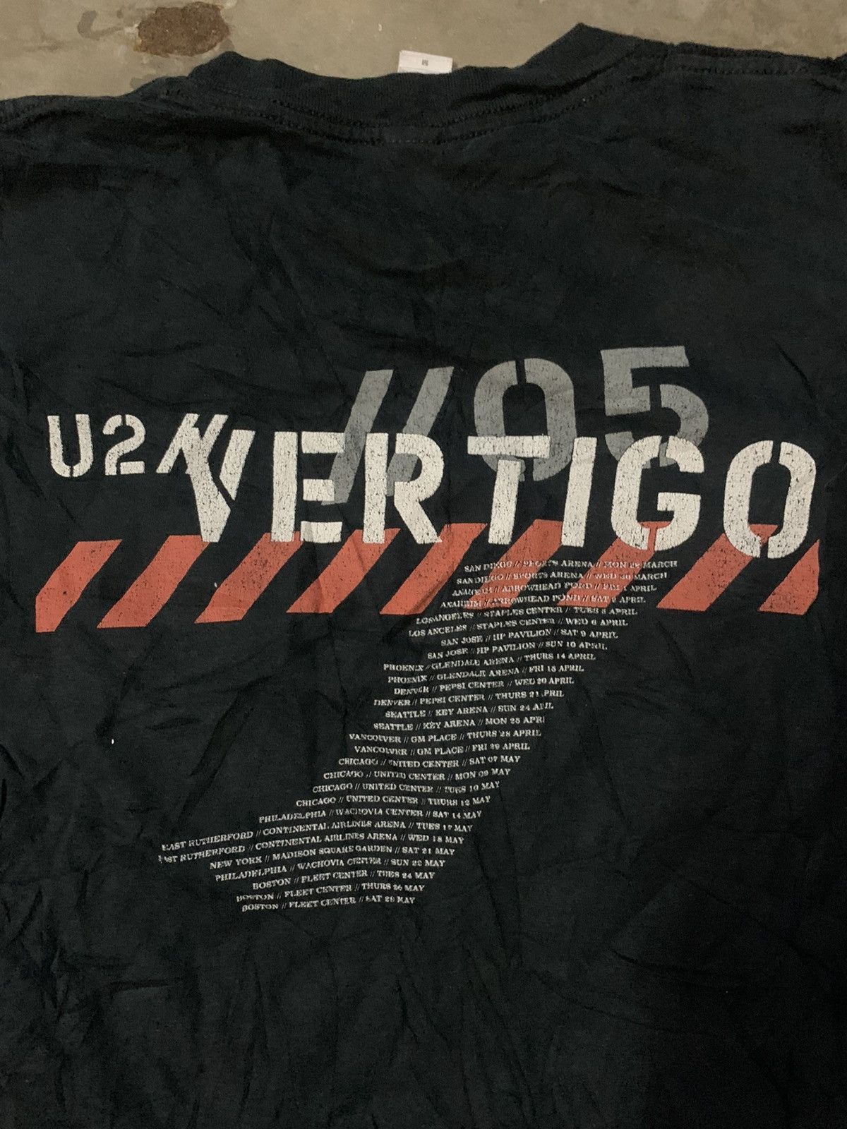 Band Tees U2 Vertigo Tour 2005 T Shirt Size US M / EU 48-50 / 2 - 7 Thumbnail