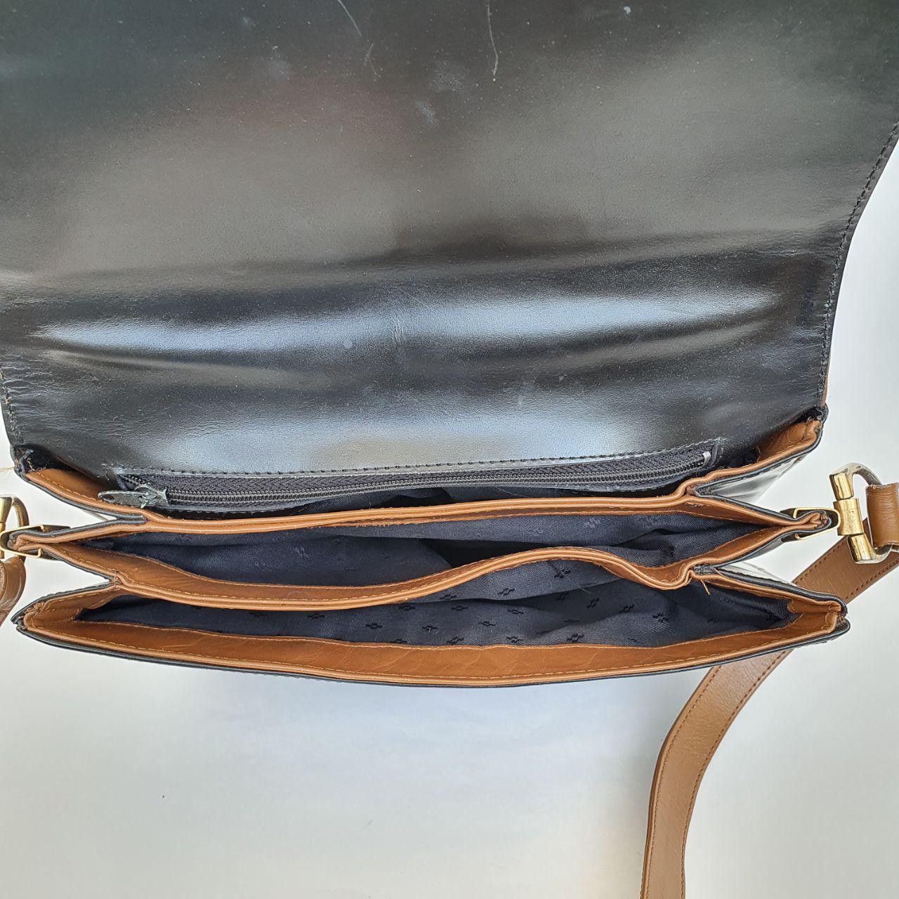 Cartier × Leather Rare 80s CARTIER Paris Cross Body Bag Leather Size ONE SIZE - 9 Thumbnail