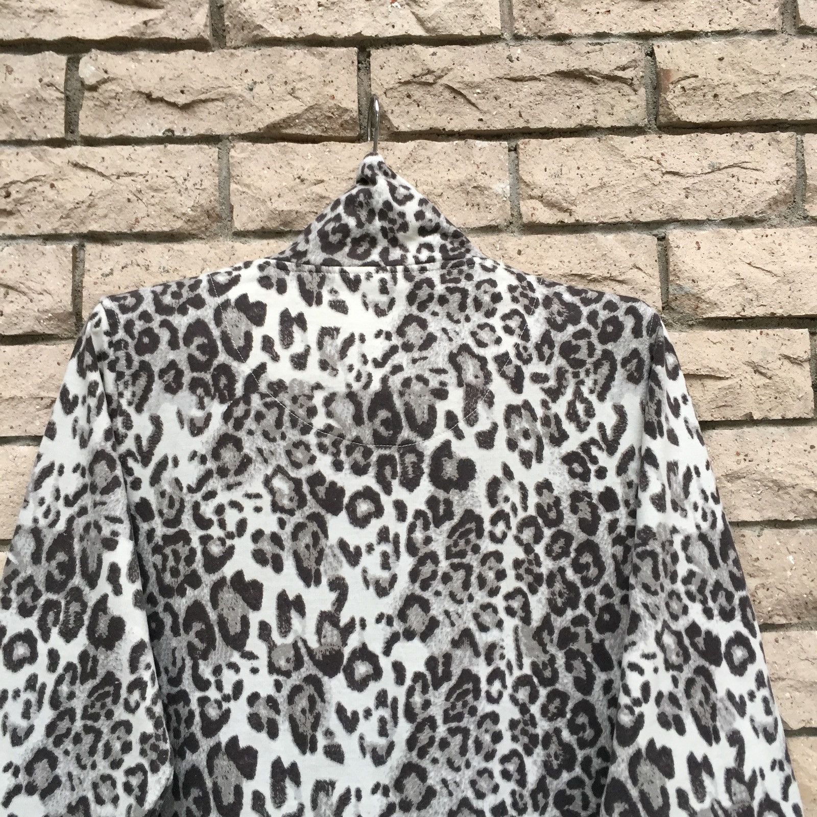Other Cheetah striped jacket.. full print design.. all over print Size US M / EU 48-50 / 2 - 8 Thumbnail