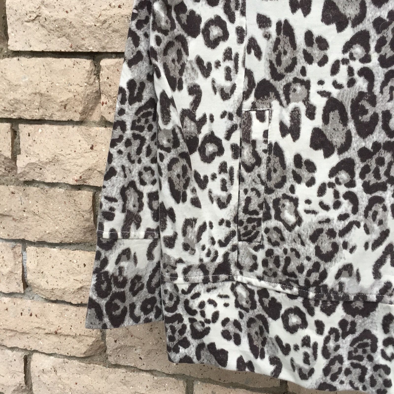 Other Cheetah striped jacket.. full print design.. all over print Size US M / EU 48-50 / 2 - 6 Thumbnail