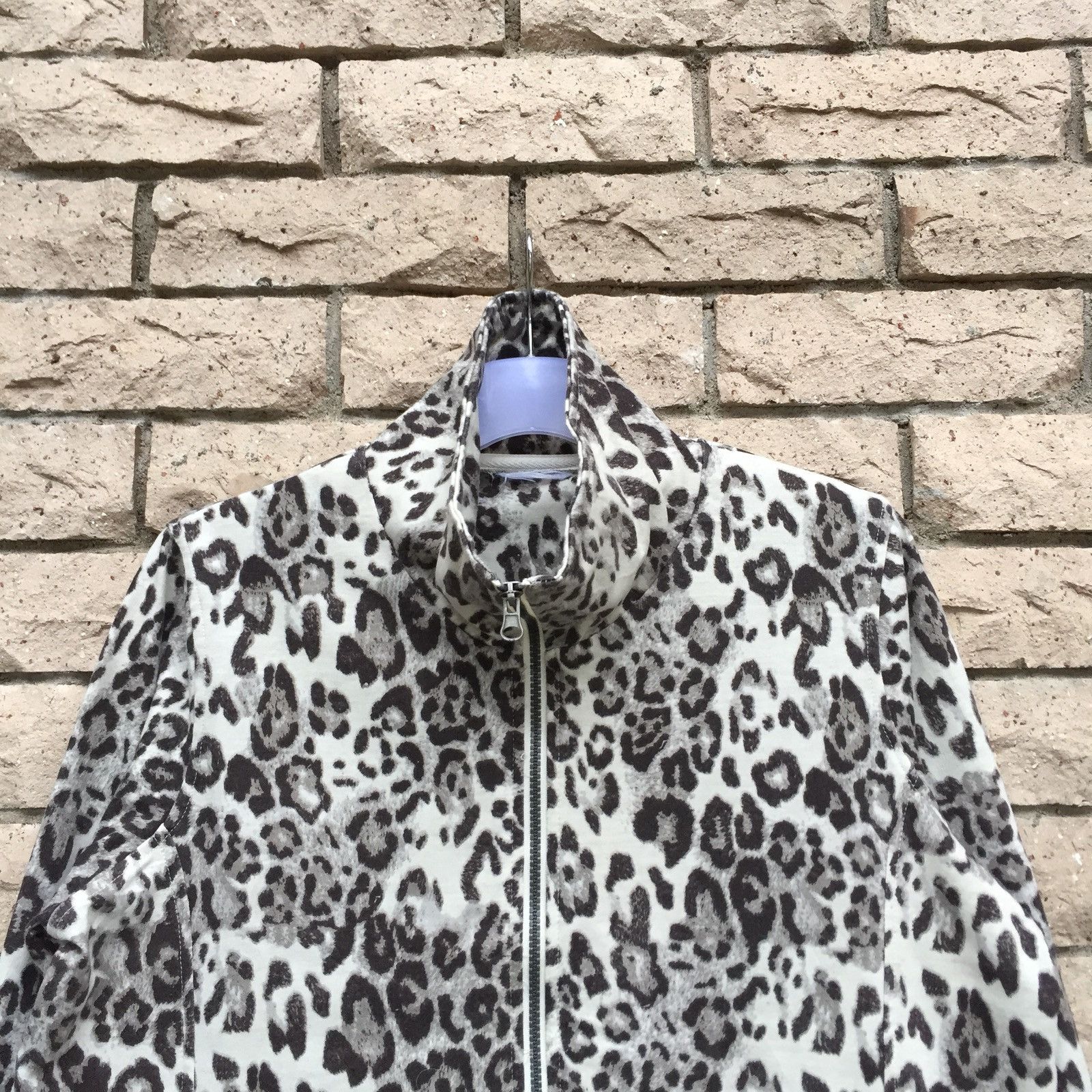 Other Cheetah striped jacket.. full print design.. all over print Size US M / EU 48-50 / 2 - 2 Thumbnail