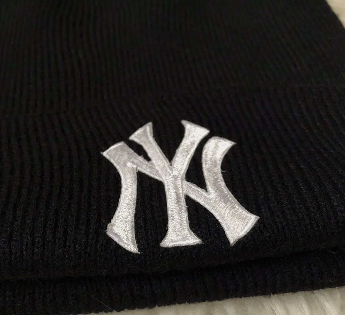 New York Yankees MLBB NY beanie hat Size ONE SIZE - 2 Thumbnail