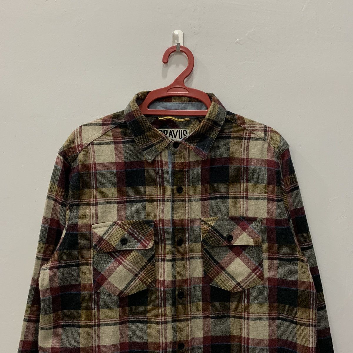 Dravus × Flannel DRAVUS flannel button ups.. scottish stripe.. nice design Size US S / EU 44-46 / 1 - 2 Thumbnail