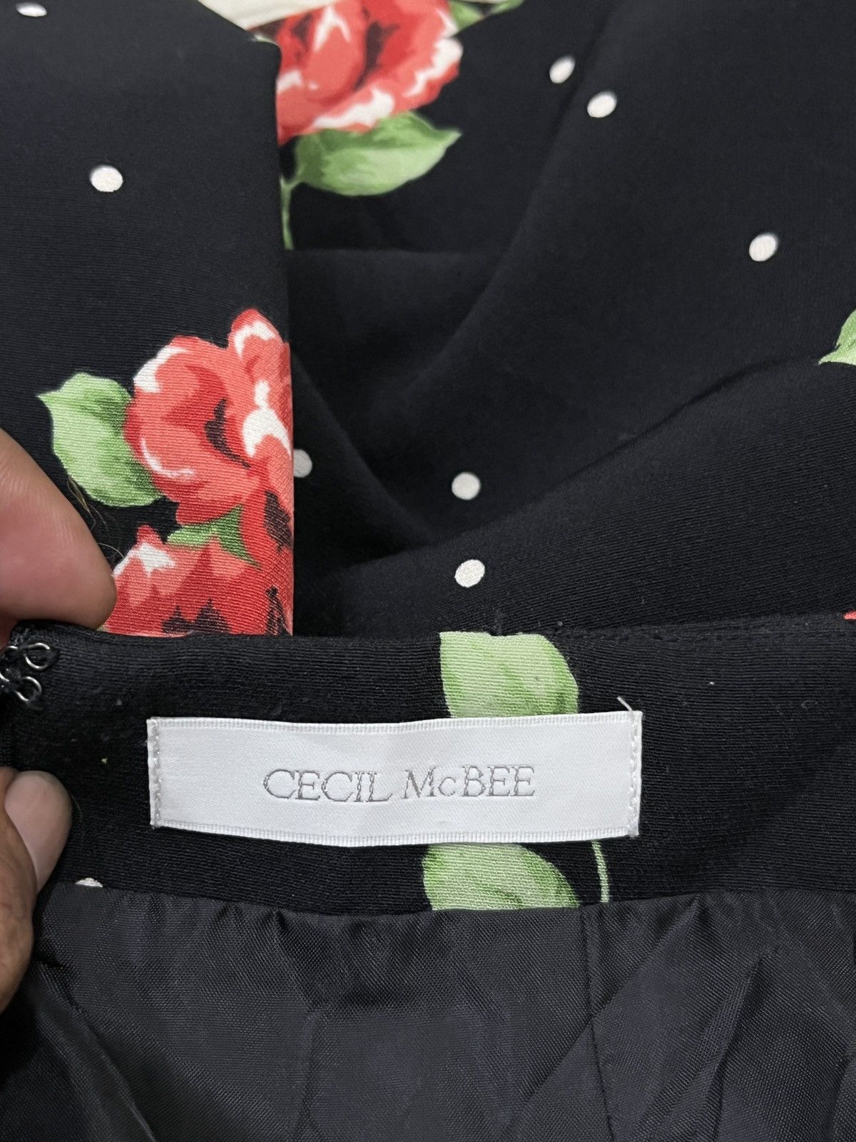 Designer × Japanese Brand (Ooo). CECIL MCBEE JAPANESE HYPEBEAST FLORAL SKIRTS Size 24" / US 00 / IT 34 - 7 Thumbnail