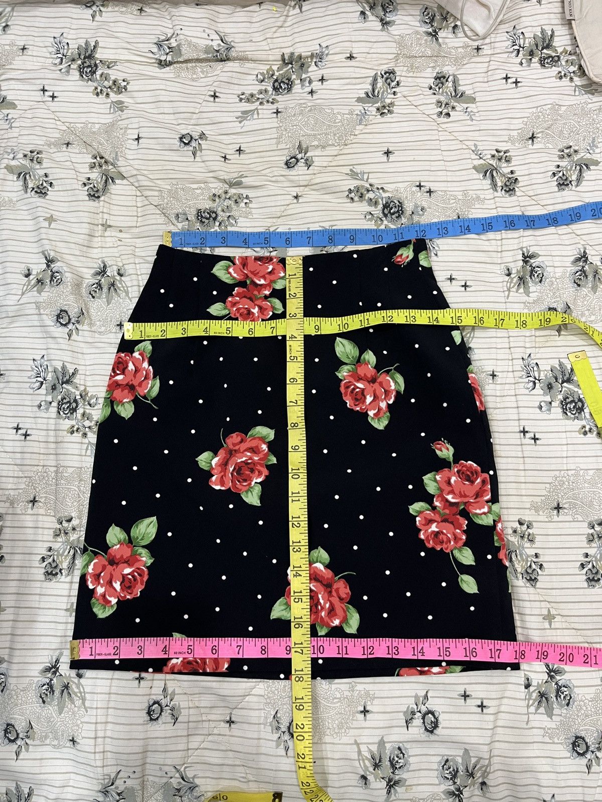 Designer × Japanese Brand (Ooo). CECIL MCBEE JAPANESE HYPEBEAST FLORAL SKIRTS Size 24" / US 00 / IT 34 - 10 Thumbnail