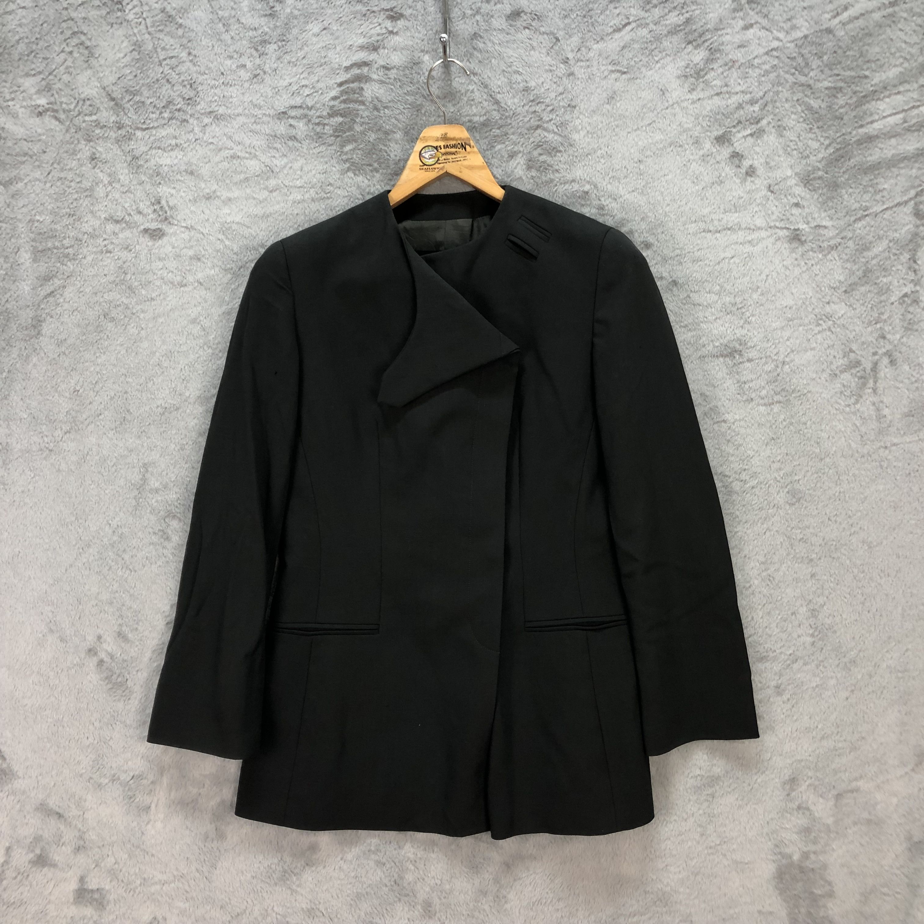 Emporio Armani EMPORIO ARMANI A MILANO-BORGONUOVO 21 SUIT JACKET #5923-213 Size S / US 4 / IT 40 - 1 Thumbnail