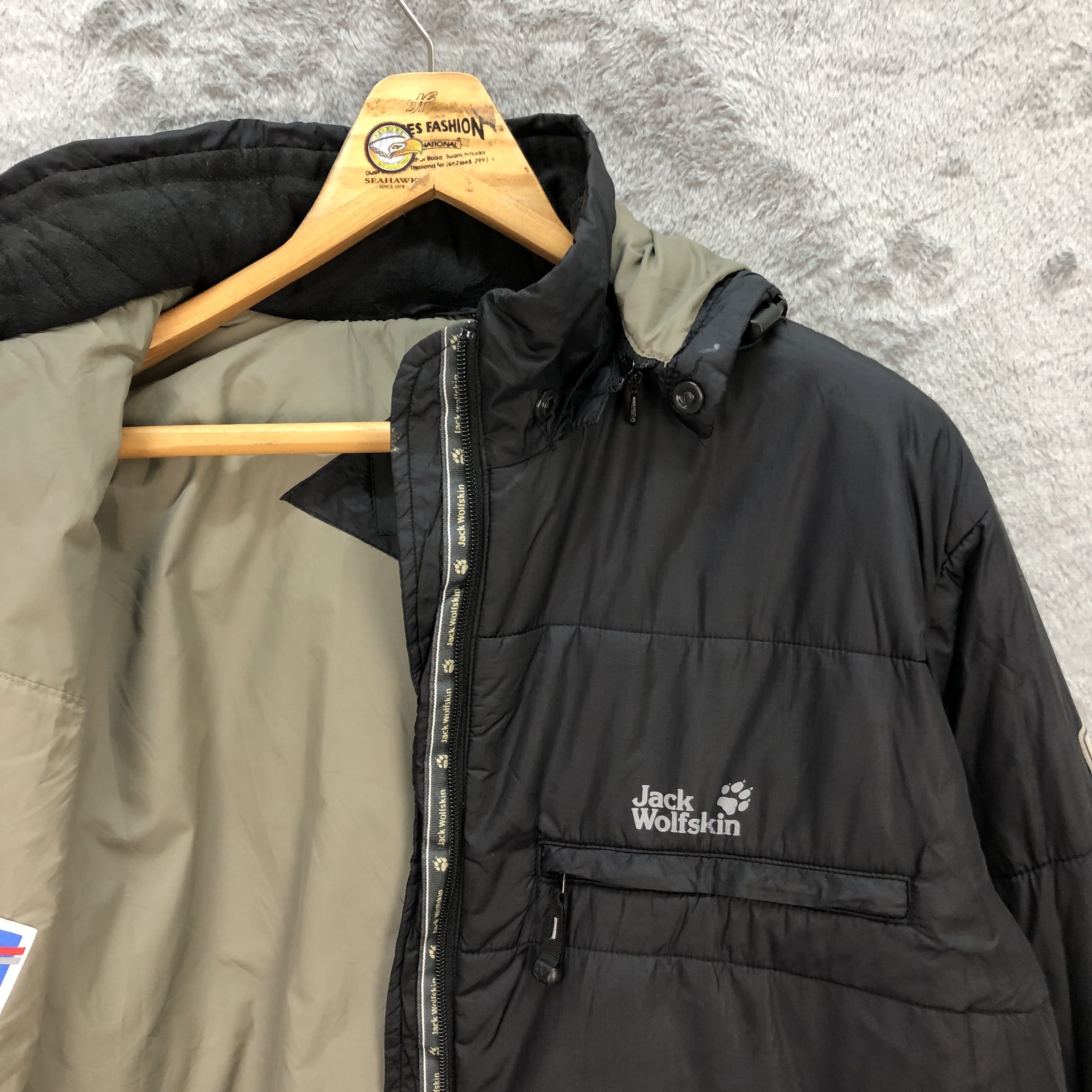 Jack Wolfskin JACK WOLFSKINS MICROGUARD SILVER PUFFER JACKET #5812-208 Size US M / EU 48-50 / 2 - 7 Thumbnail