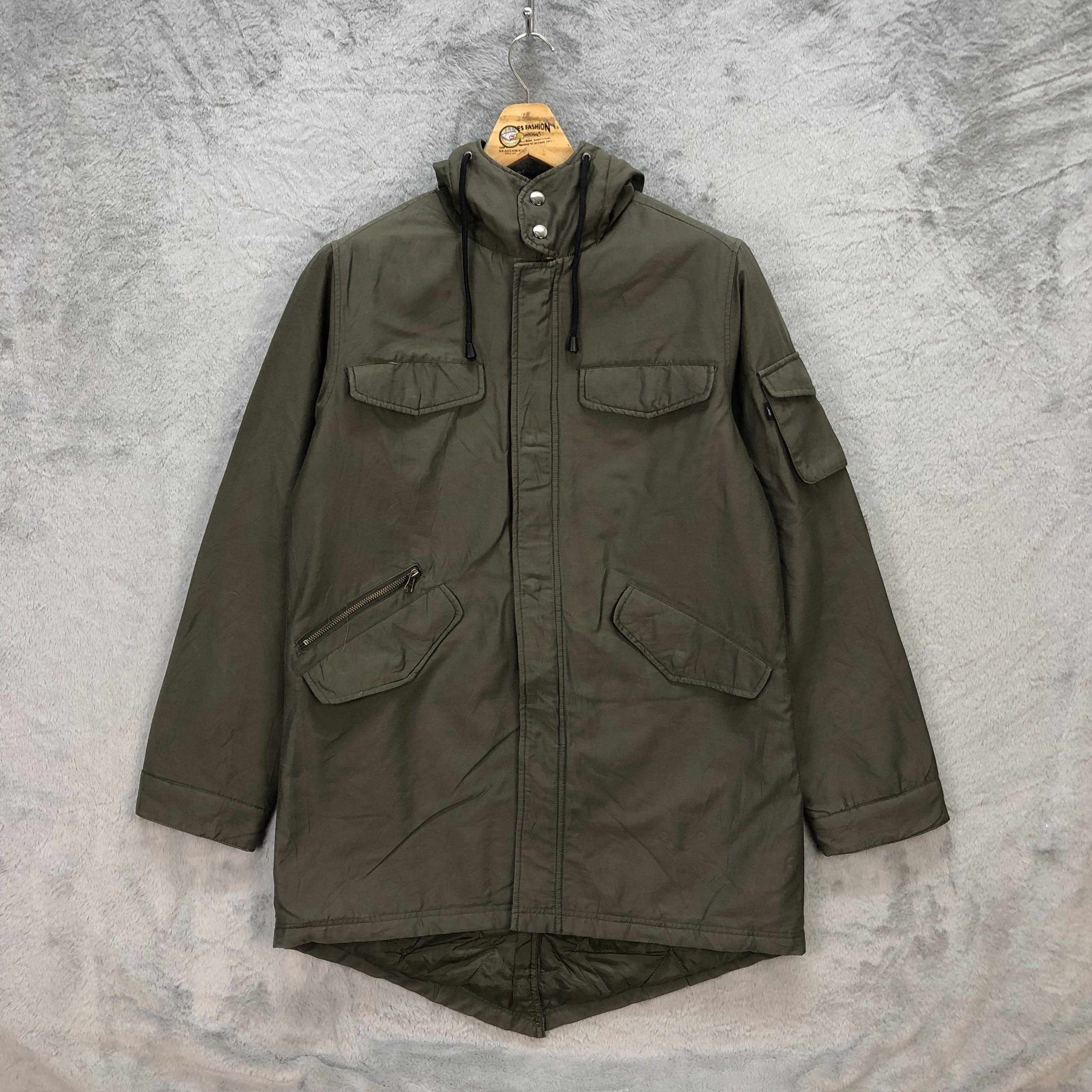 image of Avant Garde x Vintage Dj Honda Fur On Neck Fishtail Parka 5820-209 in Olive Green (Size Medium)