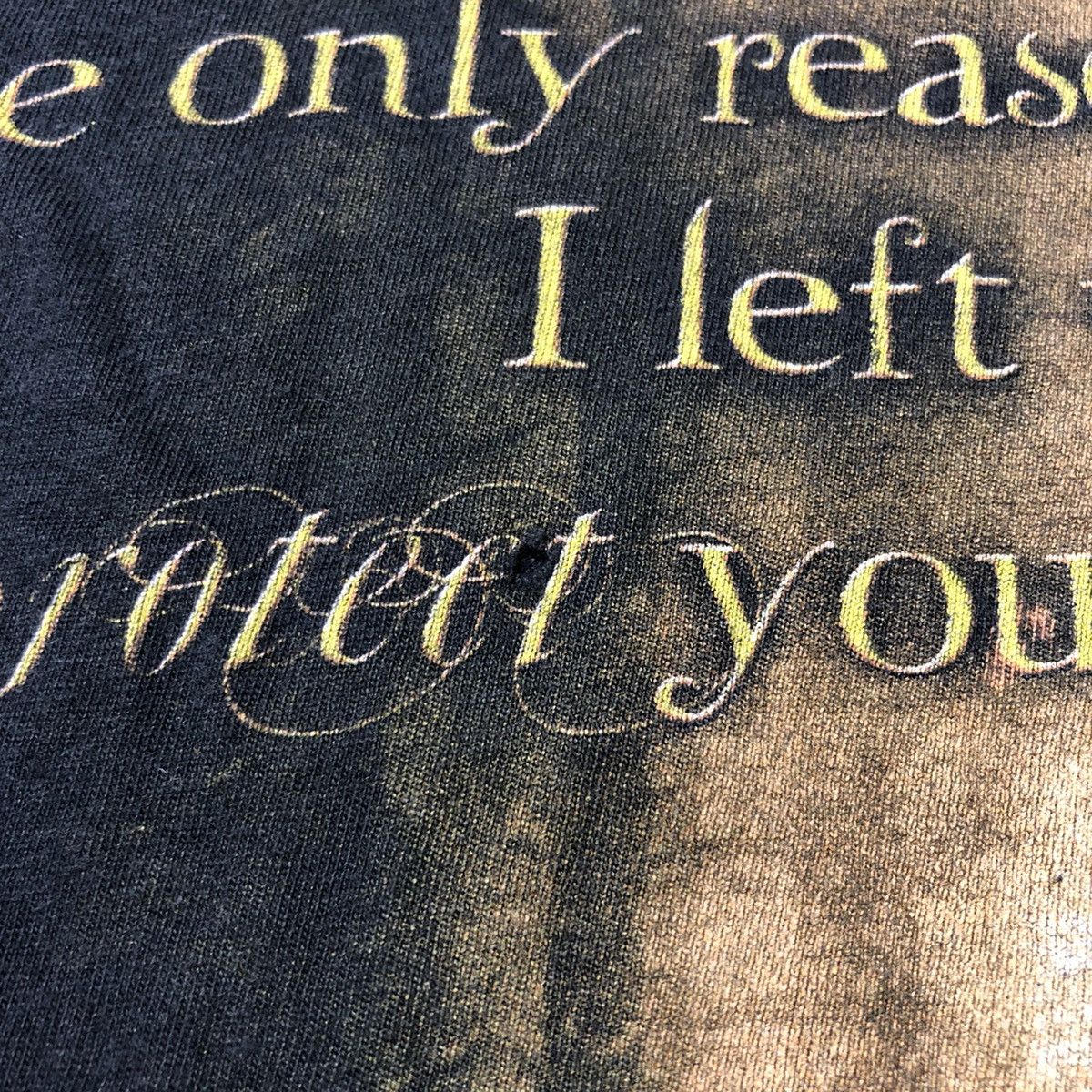 Vintage vintage Y2K Twilight New Moon Movie T Shirt Size US S / EU 44-46 / 1 - 7 Thumbnail