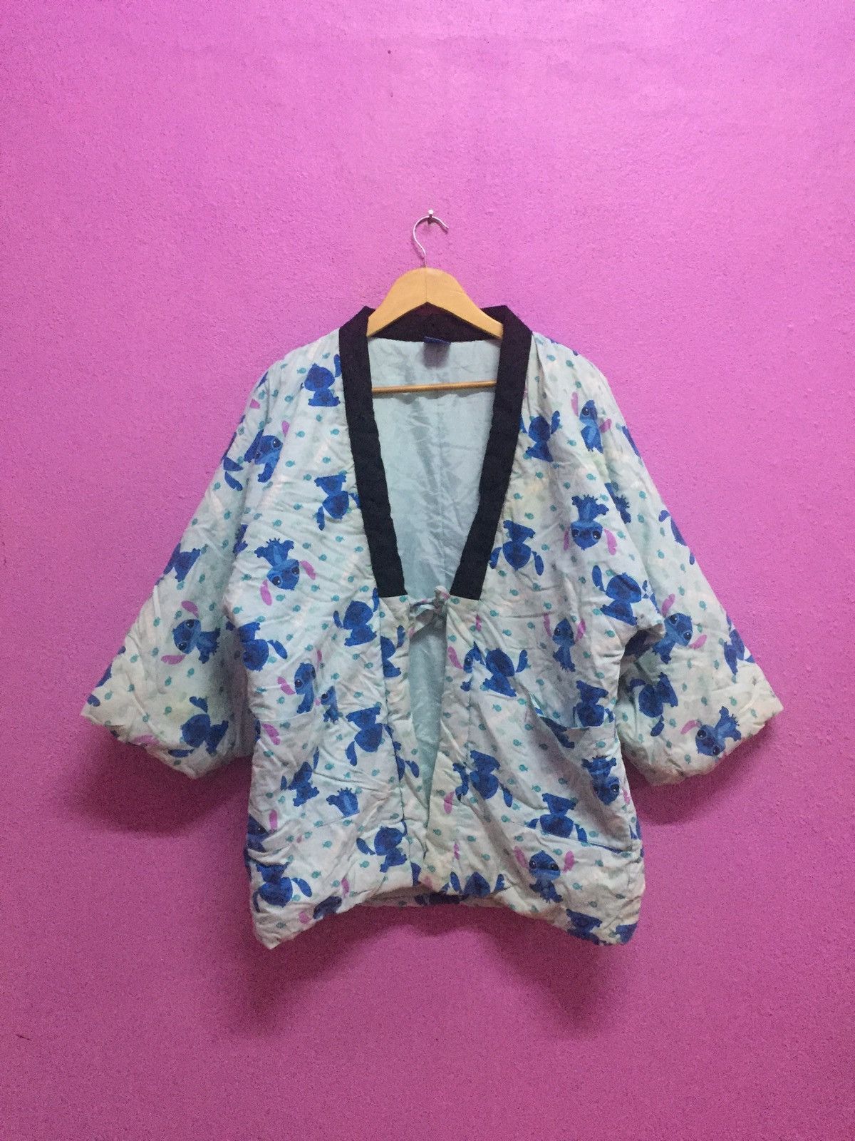 Disney Vintage Lilo And Stitch Kimono Size L Size 38R - 1 Thumbnail