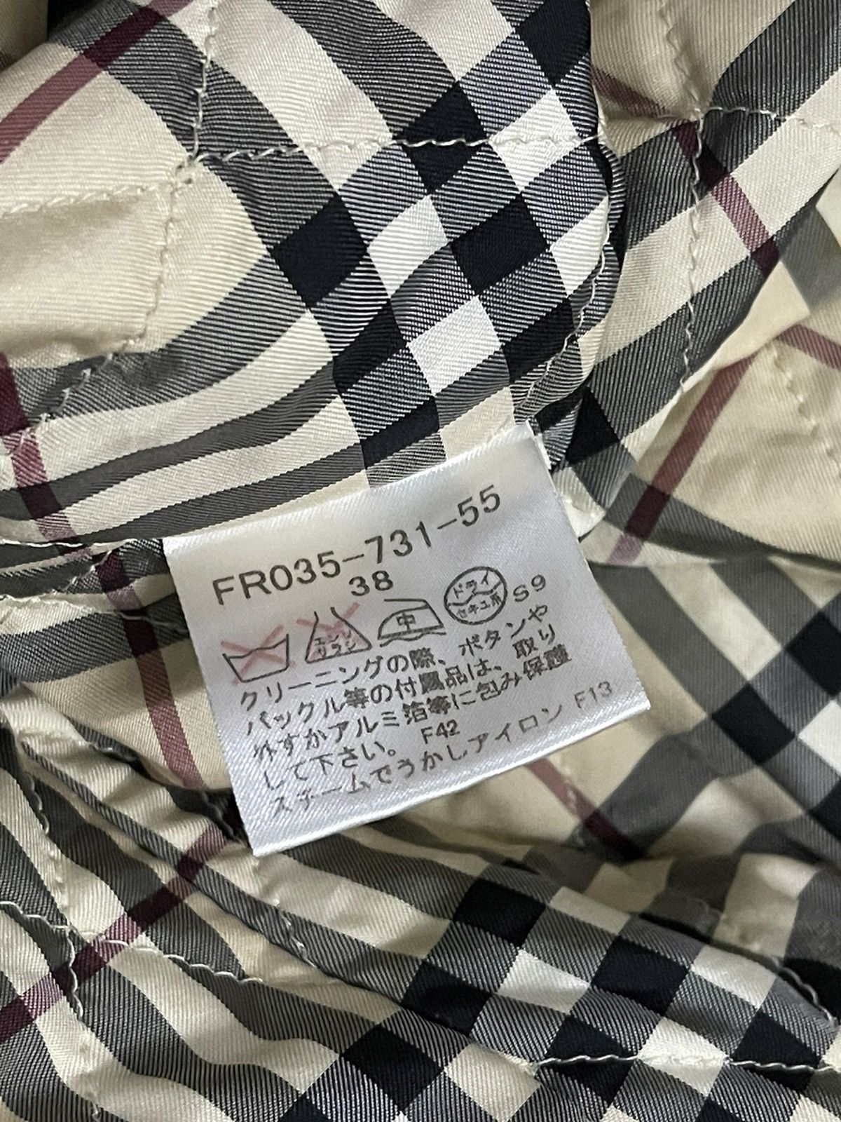 Burberry BURBERRY LONDON LIGHT JACKET (size 38) Size US M / EU 48-50 / 2 - 8 Thumbnail