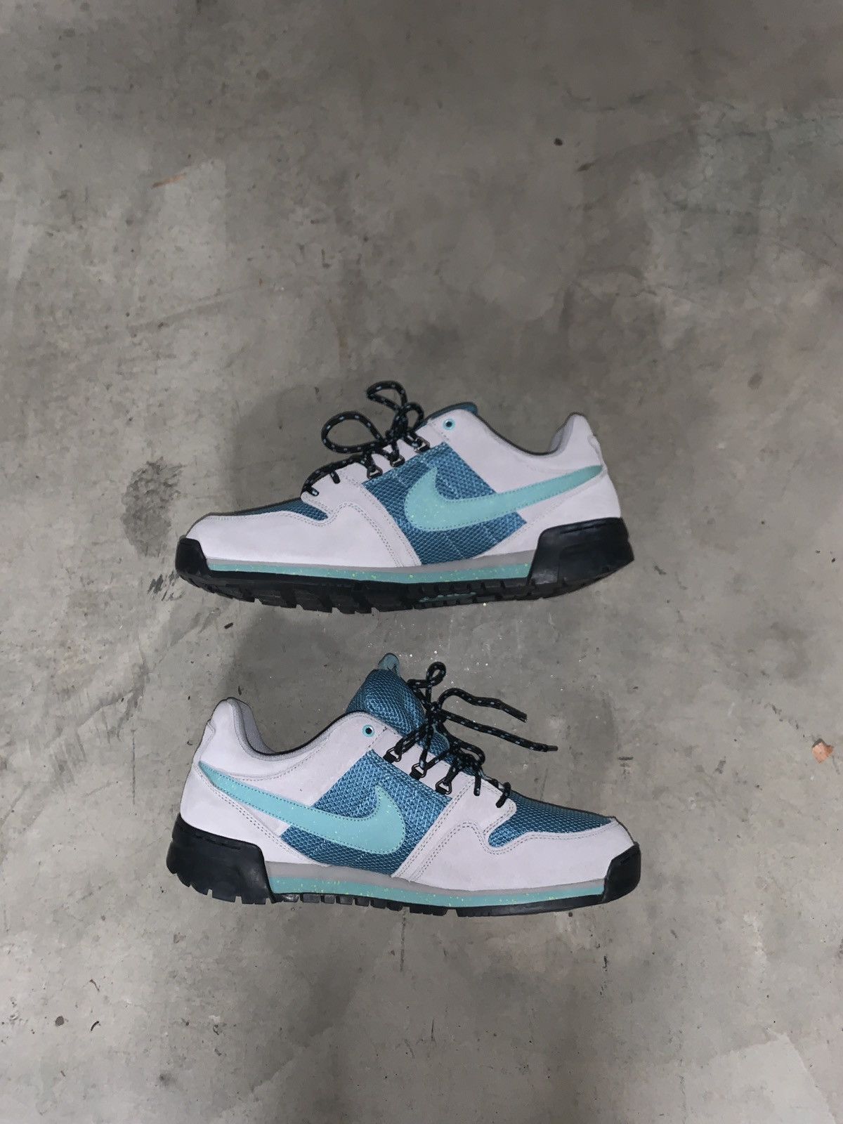 nike mogan mid 2 oms