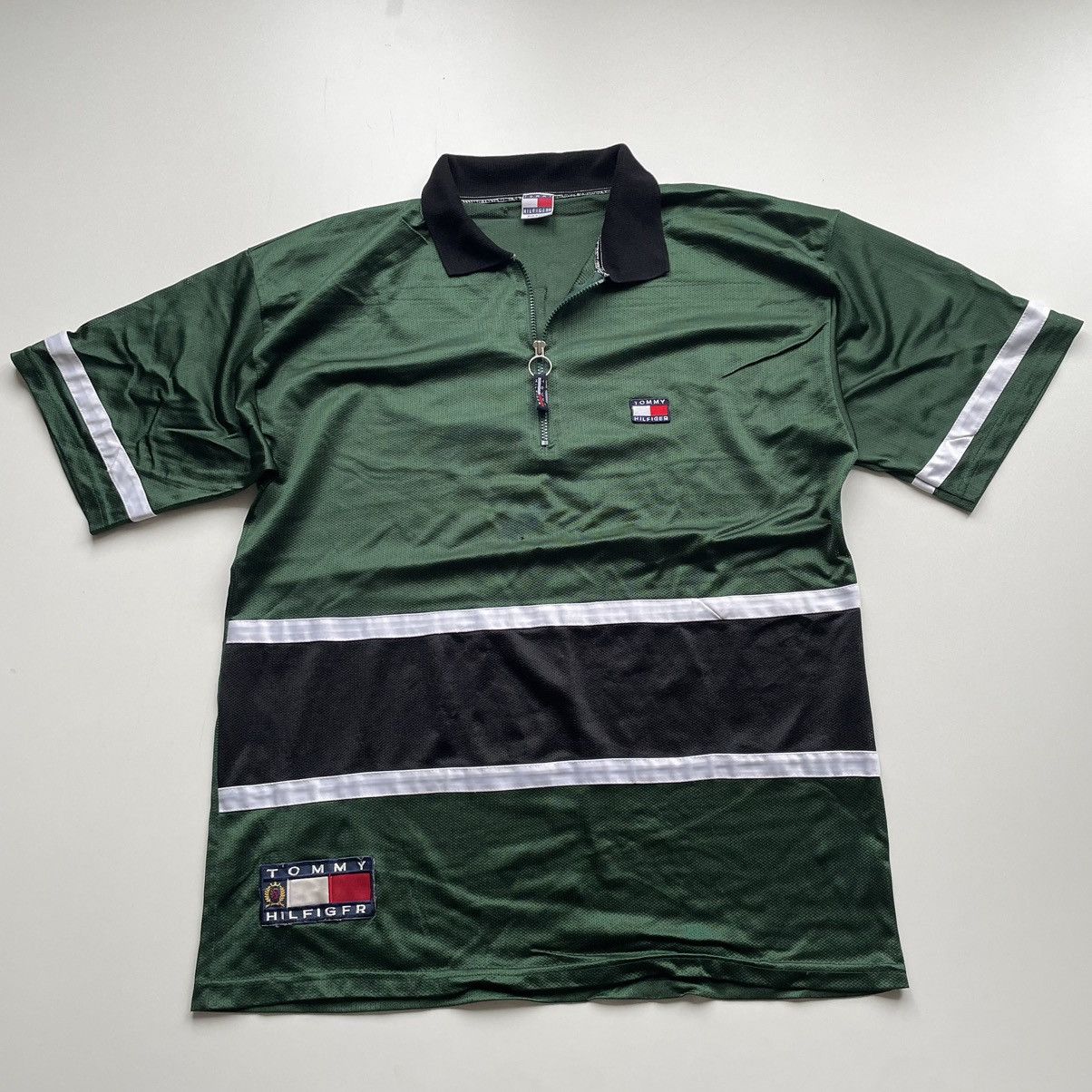 Tommy Hilfiger Vintage 90s Y2K Tommy Hilfiger Patch Green Jersey Shirt rare Size US XXL / EU 58 / 5 - 1 Thumbnail