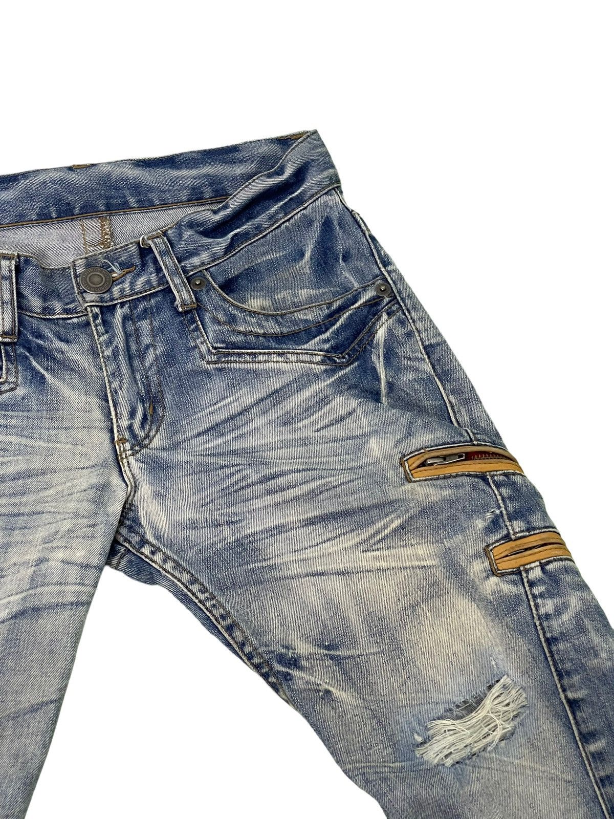 Japanese Brand Flare Jeans Rattletrap Distress Curv Leg Low Rise 2🟦1 Size US 29 - 9 Thumbnail