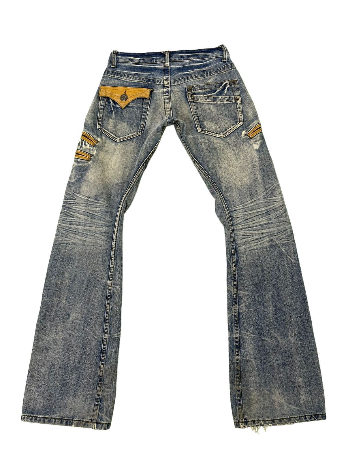 Japanese Brand Flare Jeans Rattletrap Distress Curv Leg Low Rise 2🟦1 Size US 29 - 13 Thumbnail
