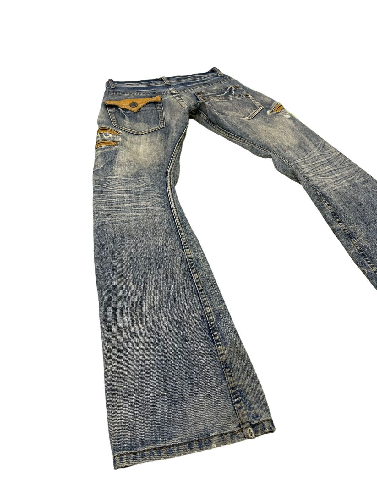 Japanese Brand Flare Jeans Rattletrap Distress Curv Leg Low Rise 2🟦1 Size US 29 - 14 Thumbnail