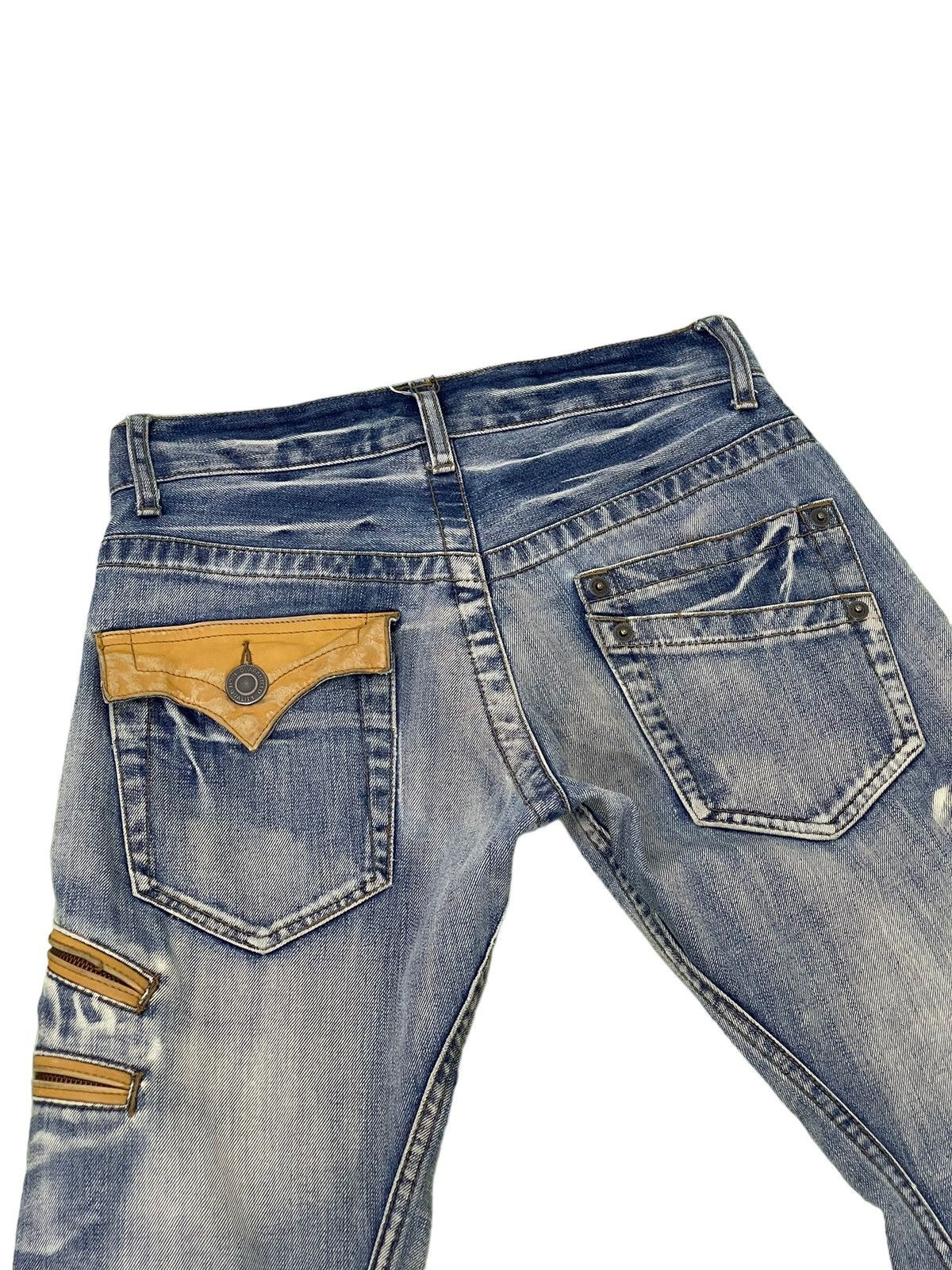 Japanese Brand Flare Jeans Rattletrap Distress Curv Leg Low Rise 2🟦1 Size US 29 - 20 Thumbnail
