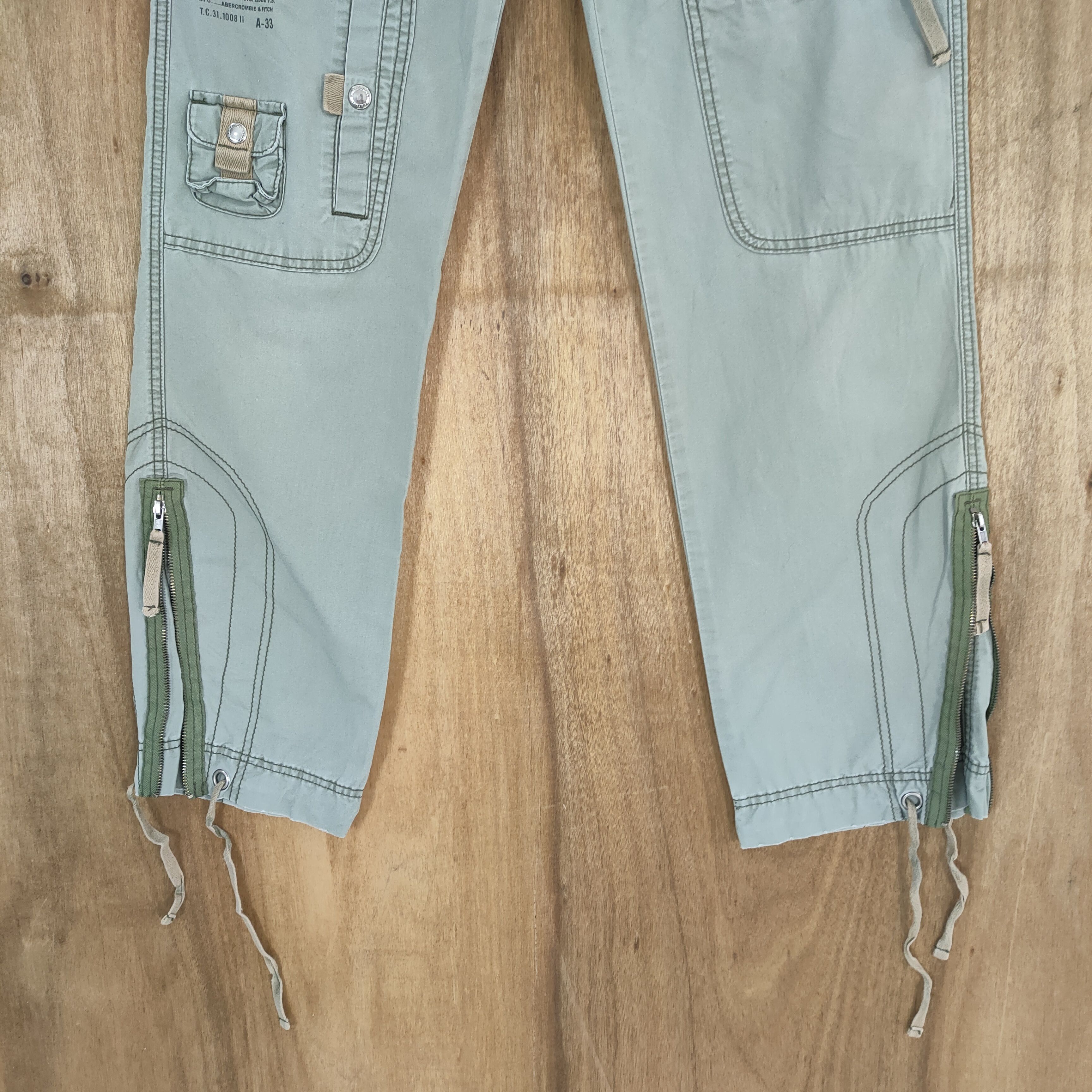 Abercrombie & Fitch A&F MULTIPOCKET FADED WOMAN CARGO PANTS Size US 30 / EU 46 - 4 Thumbnail