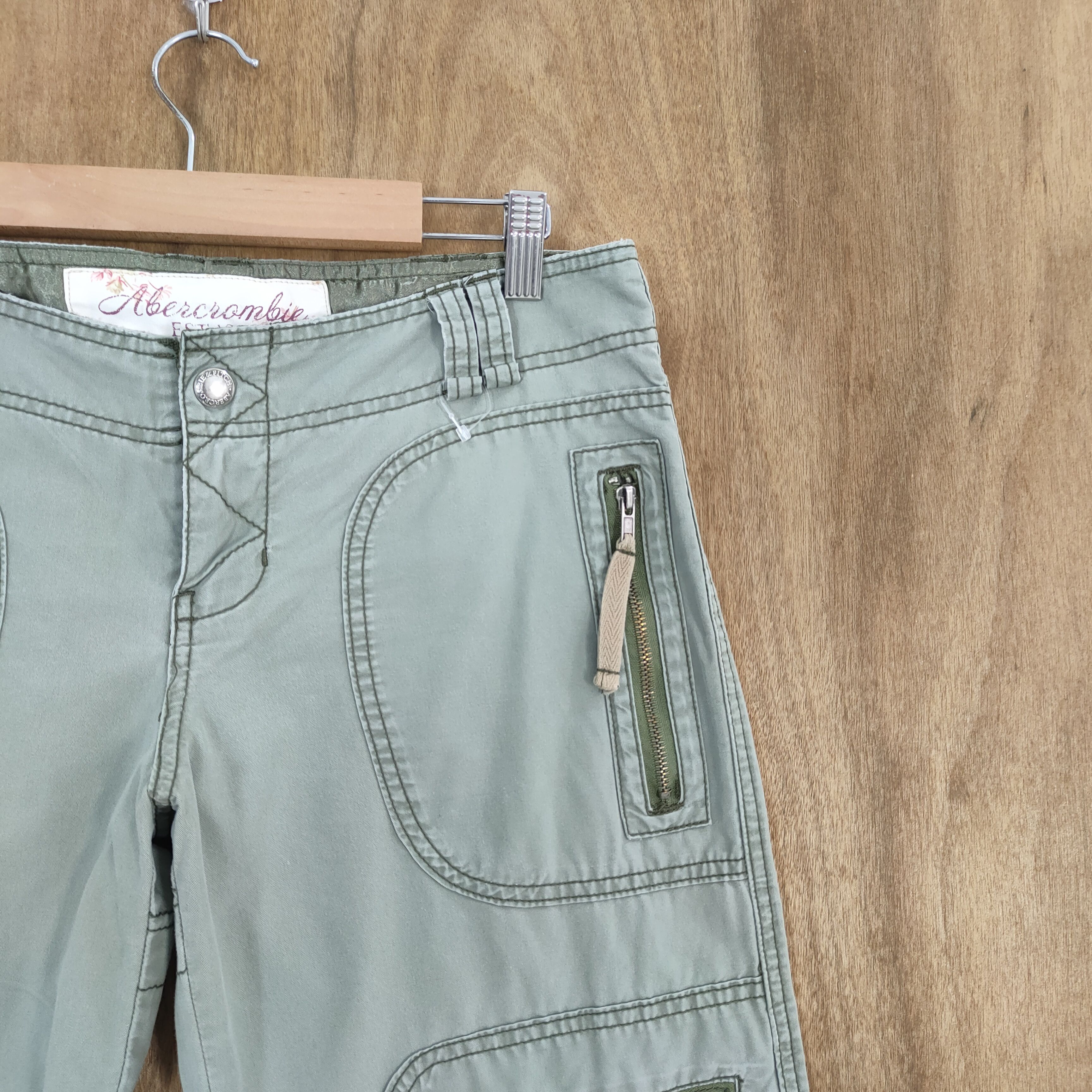 Abercrombie & Fitch A&F MULTIPOCKET FADED WOMAN CARGO PANTS Size US 30 / EU 46 - 6 Thumbnail