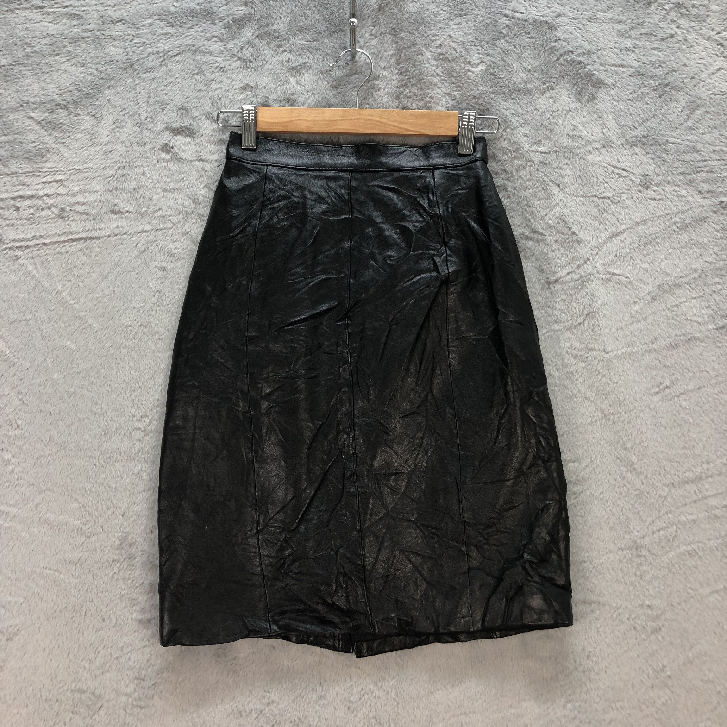 image of Celena Gorgeous Mode Sheep Leather Skirt 6704-80 in Black, Women's (Size 23)