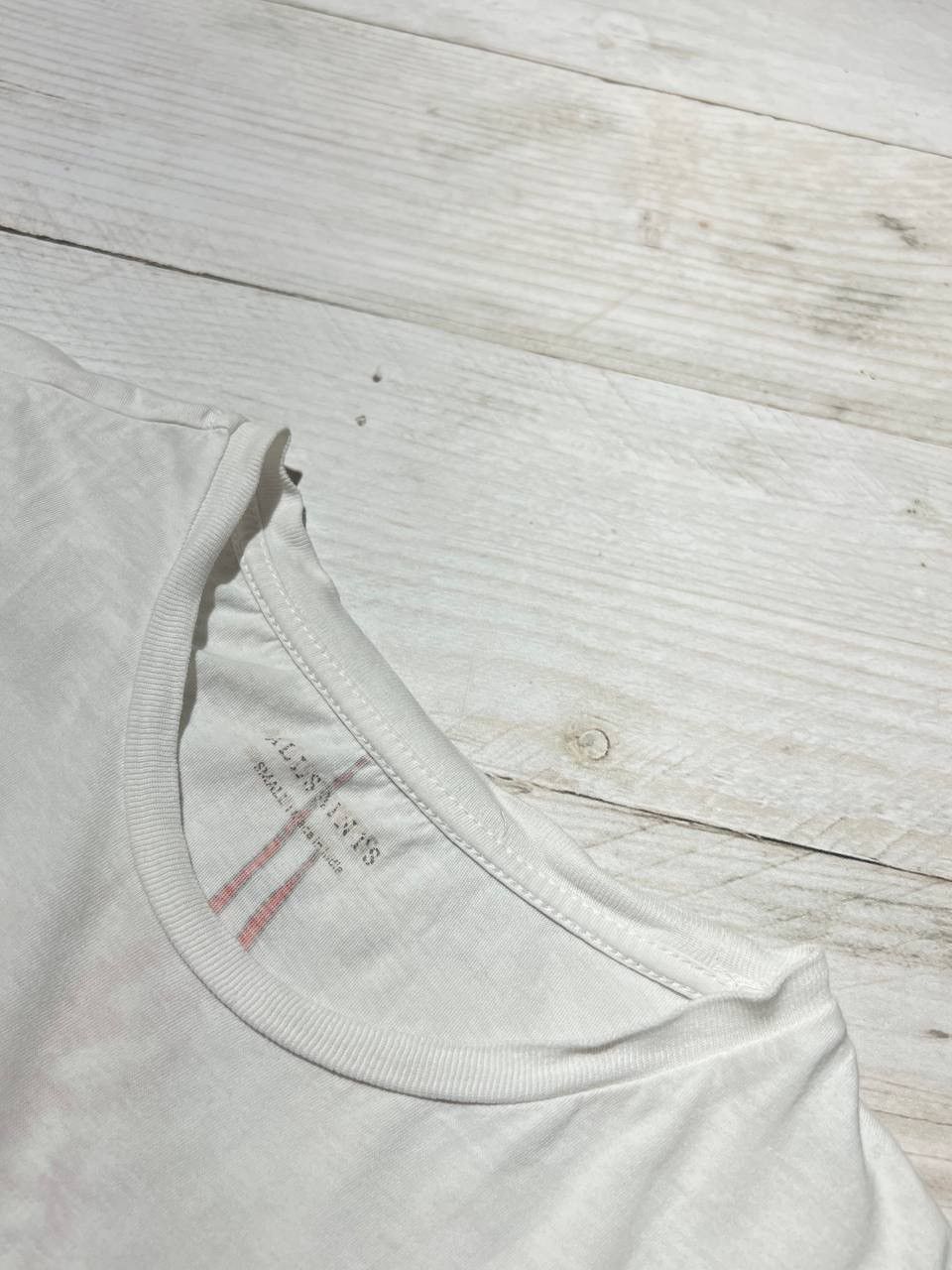 Allsaints Vintage Allsaints T Shirt Fire Skull Scorpion Overprint Y2K Size US S / EU 44-46 / 1 - 5 Thumbnail
