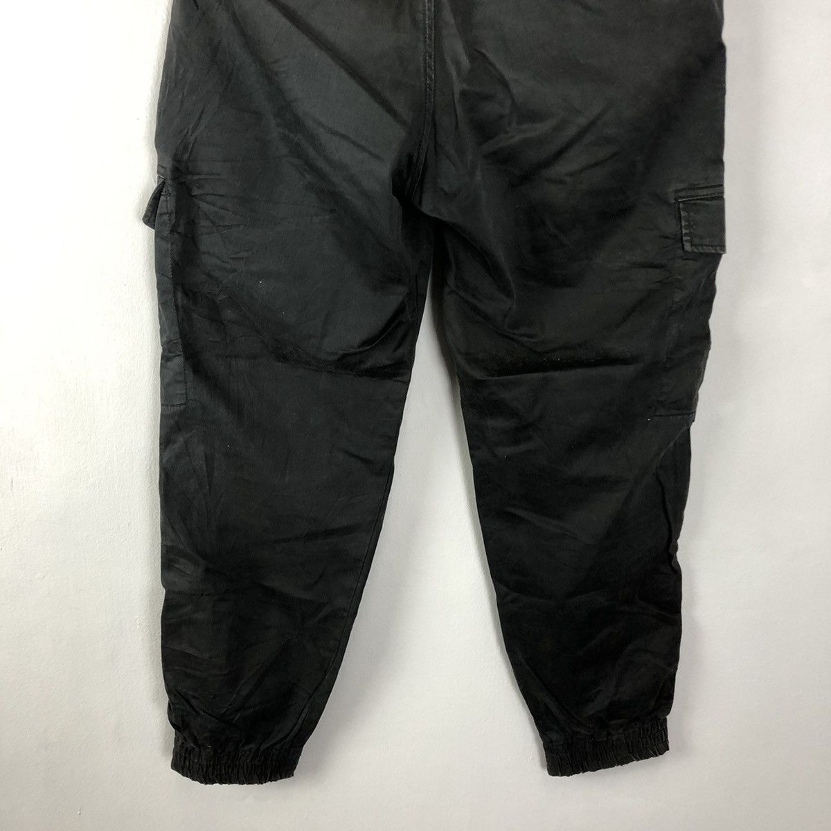 Uniqlo Uniqlo japan Black multipocket tactical Jogger Pants #c1286 Size US 28 / EU 44 - 10 Thumbnail