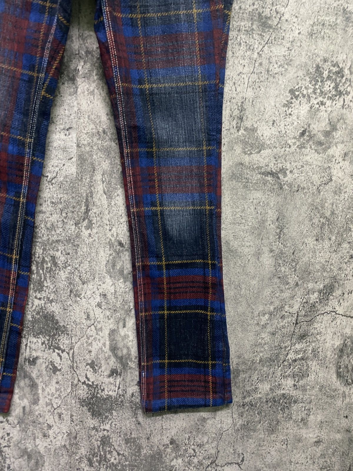 Designer × Japanese Brand Japanese Unknown Checked Tartan Denim Size US 27 - 7 Thumbnail