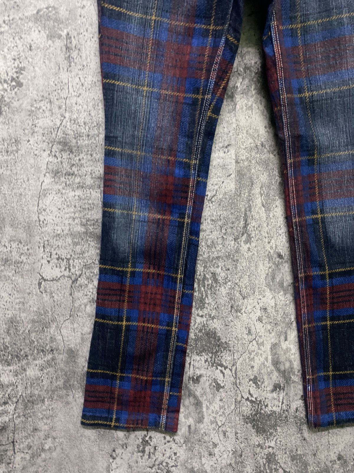 Designer × Japanese Brand Japanese Unknown Checked Tartan Denim Size US 27 - 6 Thumbnail