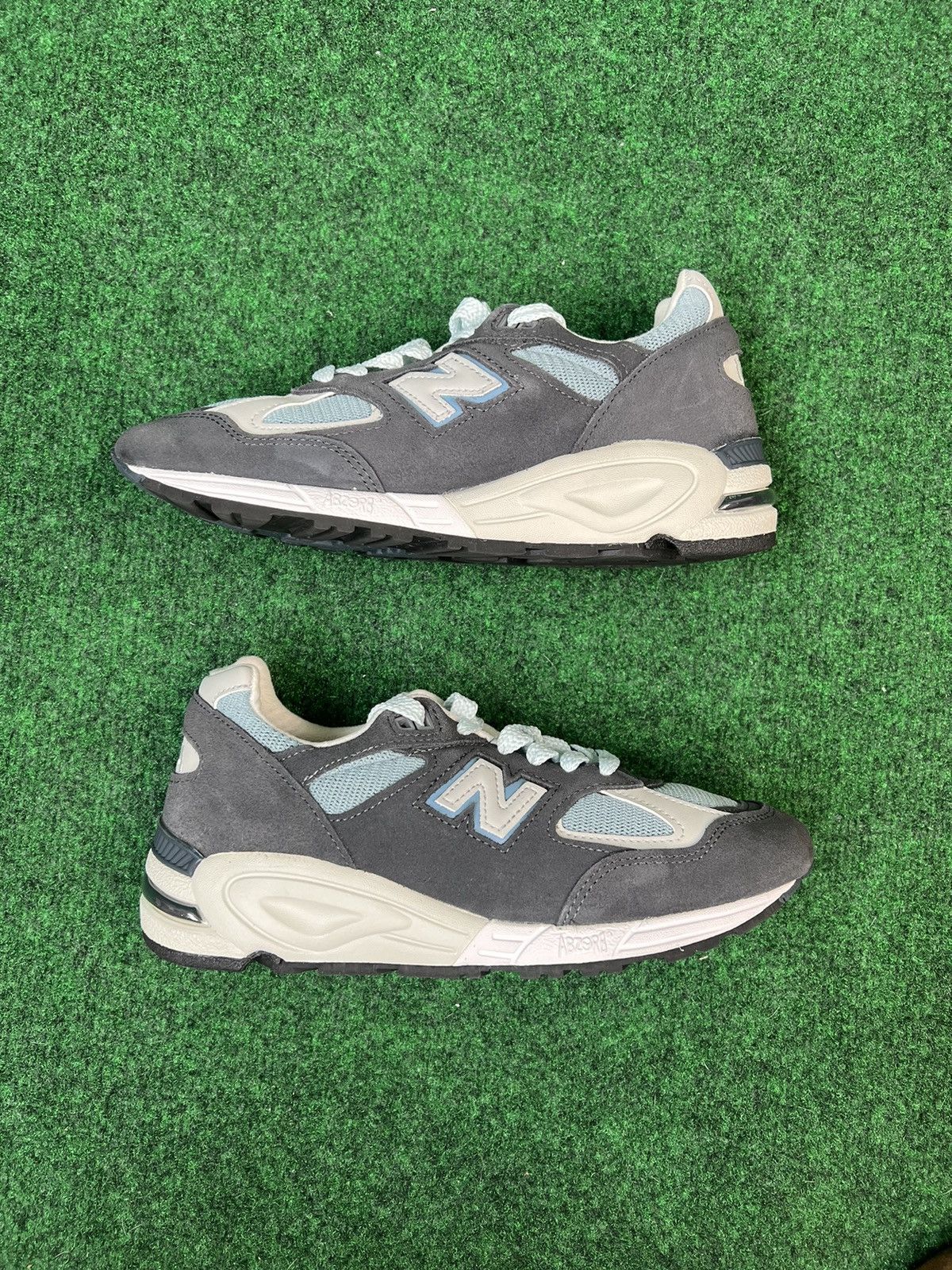 Kith × New Balance New Balance x Kith 990v2 Steel Blue US Size 6.5 M990KT2 Size US 6.5 / EU 39-40 - 3 Thumbnail