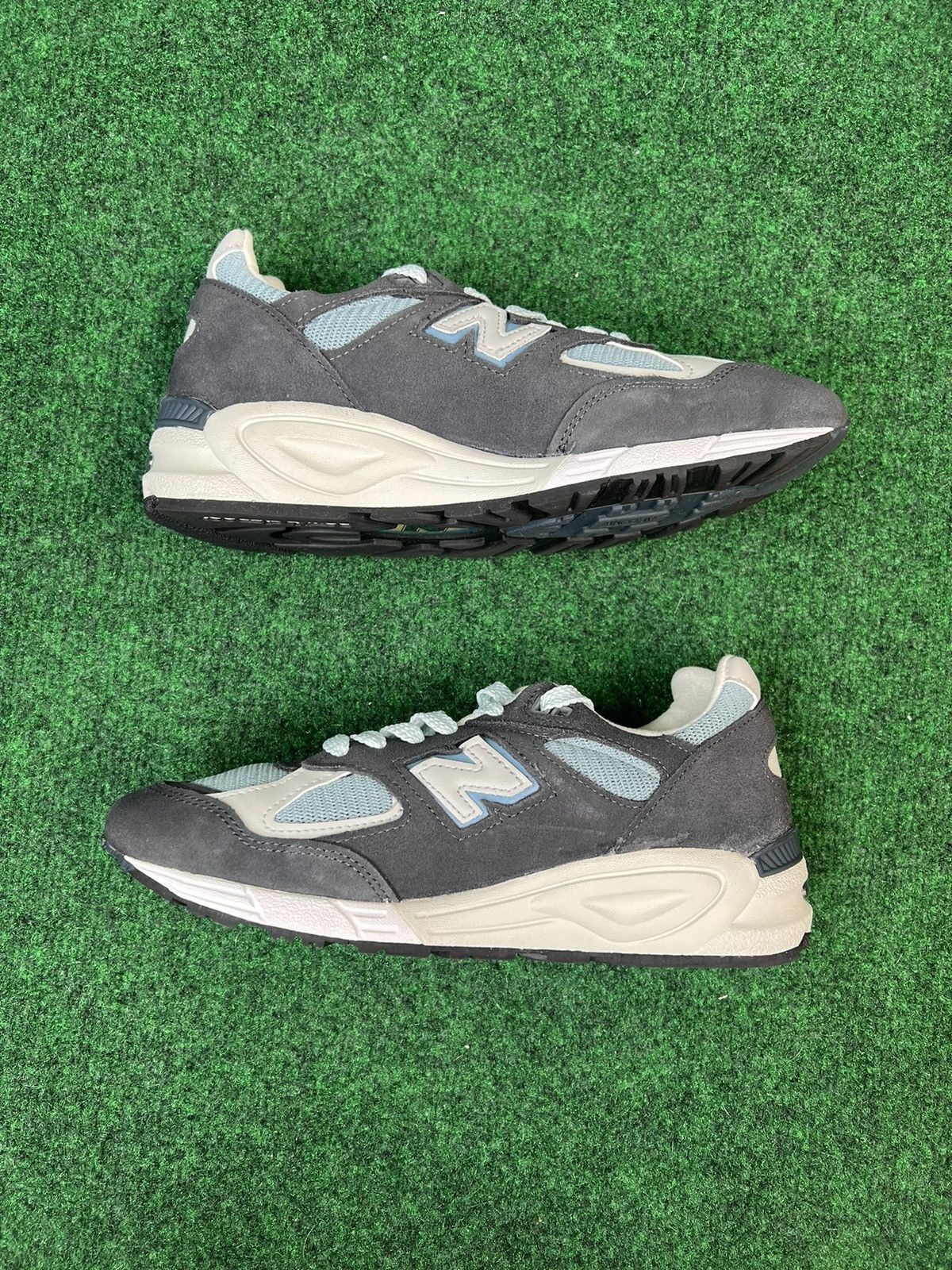 Kith × New Balance New Balance x Kith 990v2 Steel Blue US Size 6.5 M990KT2 Size US 6.5 / EU 39-40 - 2 Thumbnail
