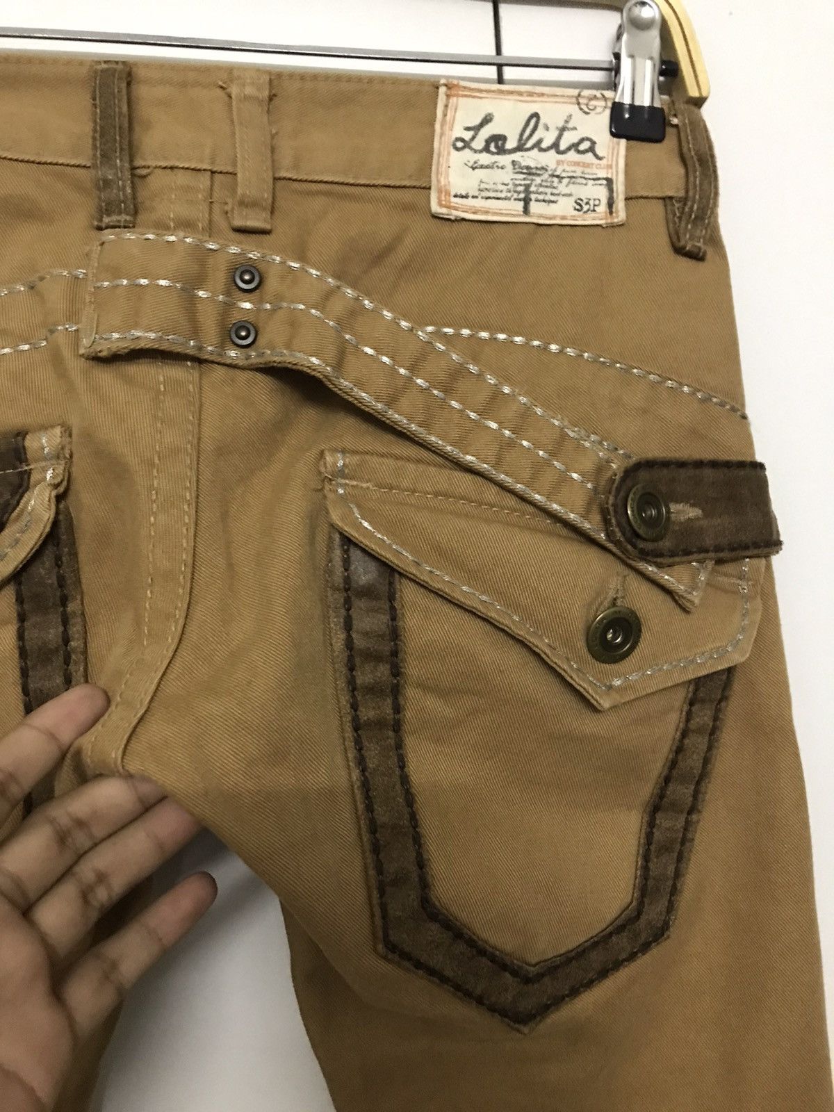 Designer Yoshitomo nara Lolita Size US 29 - 3 Thumbnail