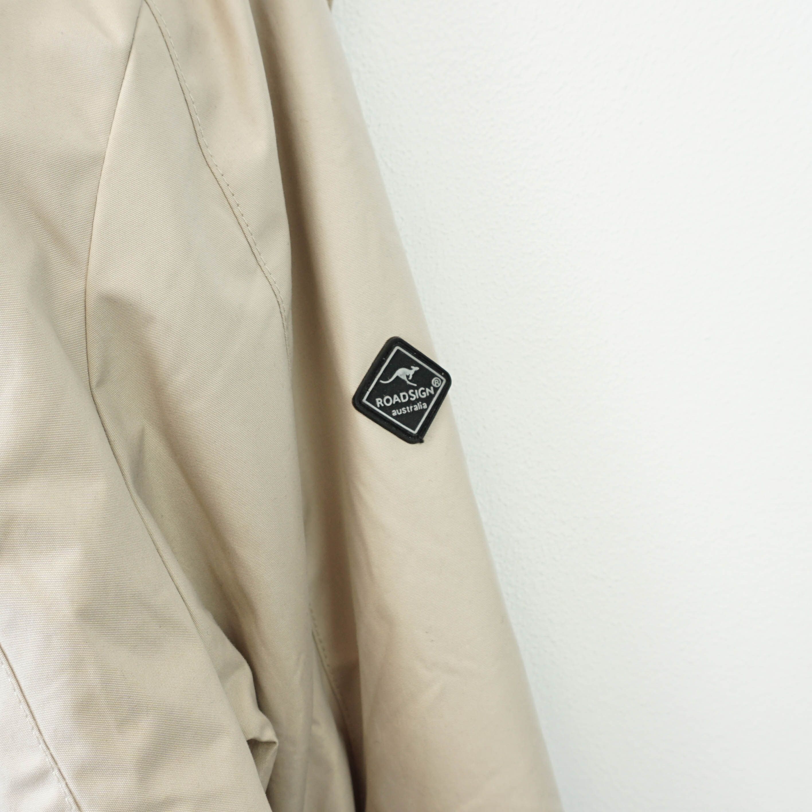 Vintage Roadsign Australia Beige Techwear/Gorpcore Jacket Size L / US 10 / IT 46 - 2 Thumbnail