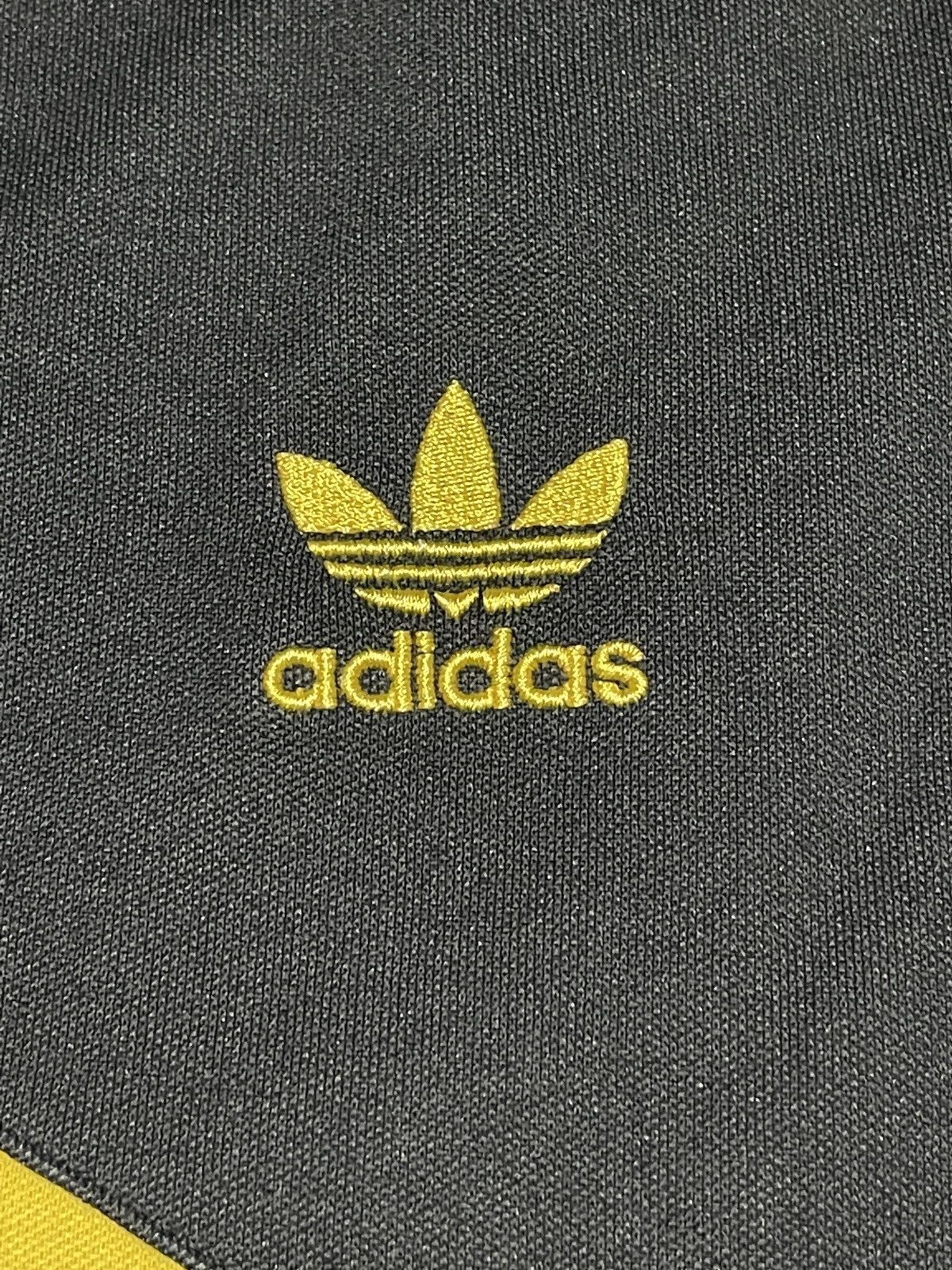 Adidas Adidas Kingston Jamaica Tracktop - size M Size US M / EU 48-50 / 2 - 4 Thumbnail