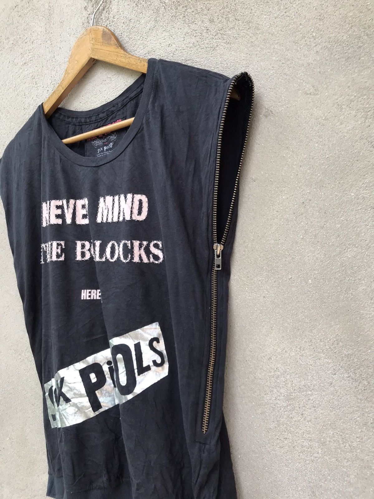 Band Tees × Vintage NEVER MIND THE BOLLOCKS BY SEX PISTOLS TEE Size US S / EU 44-46 / 1 - 4 Thumbnail