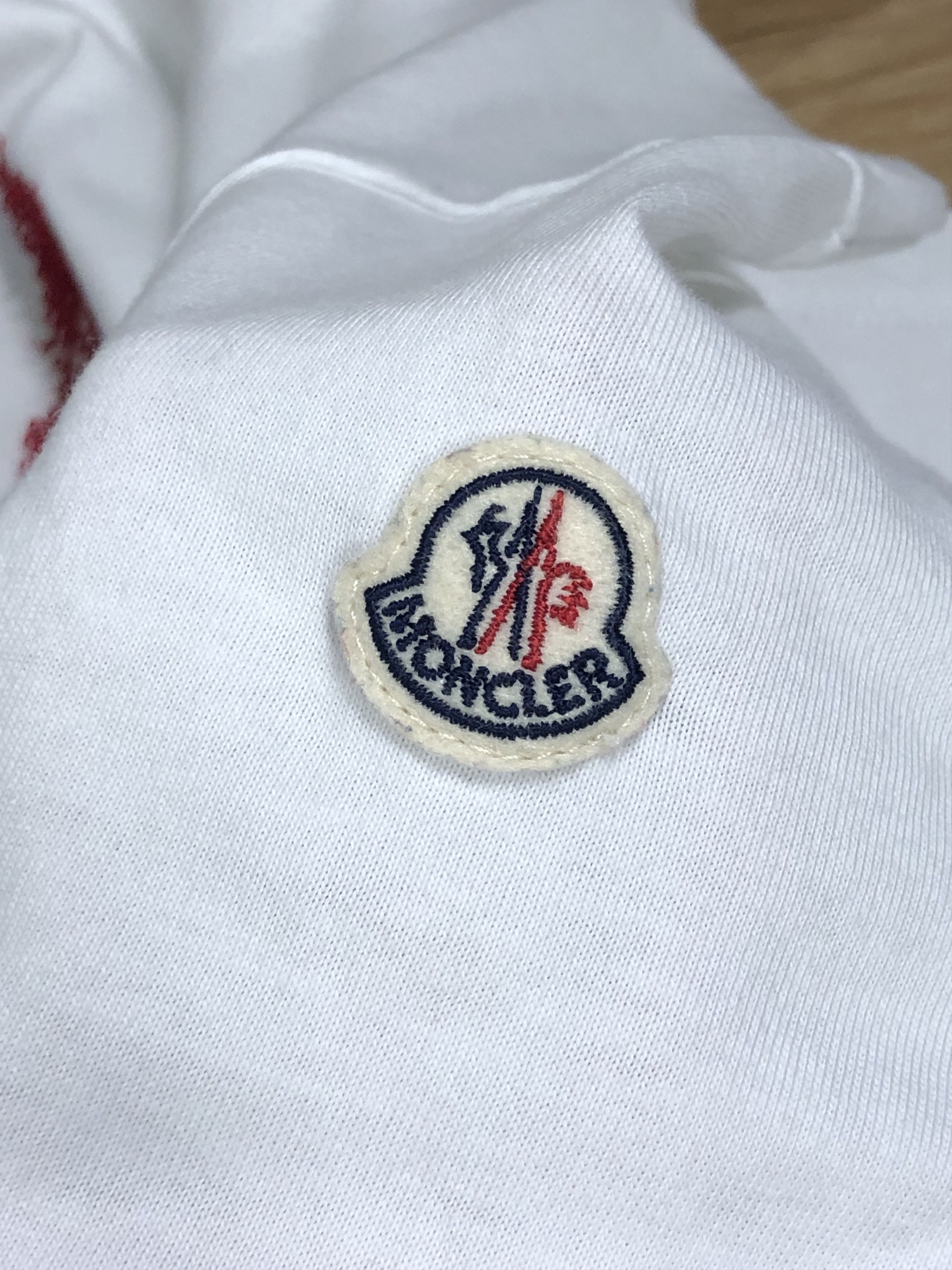 Moncler SS18 MAGLIA EMBROIDERY STITCH BIG LOGO Size US M / EU 48-50 / 2 - 7 Thumbnail
