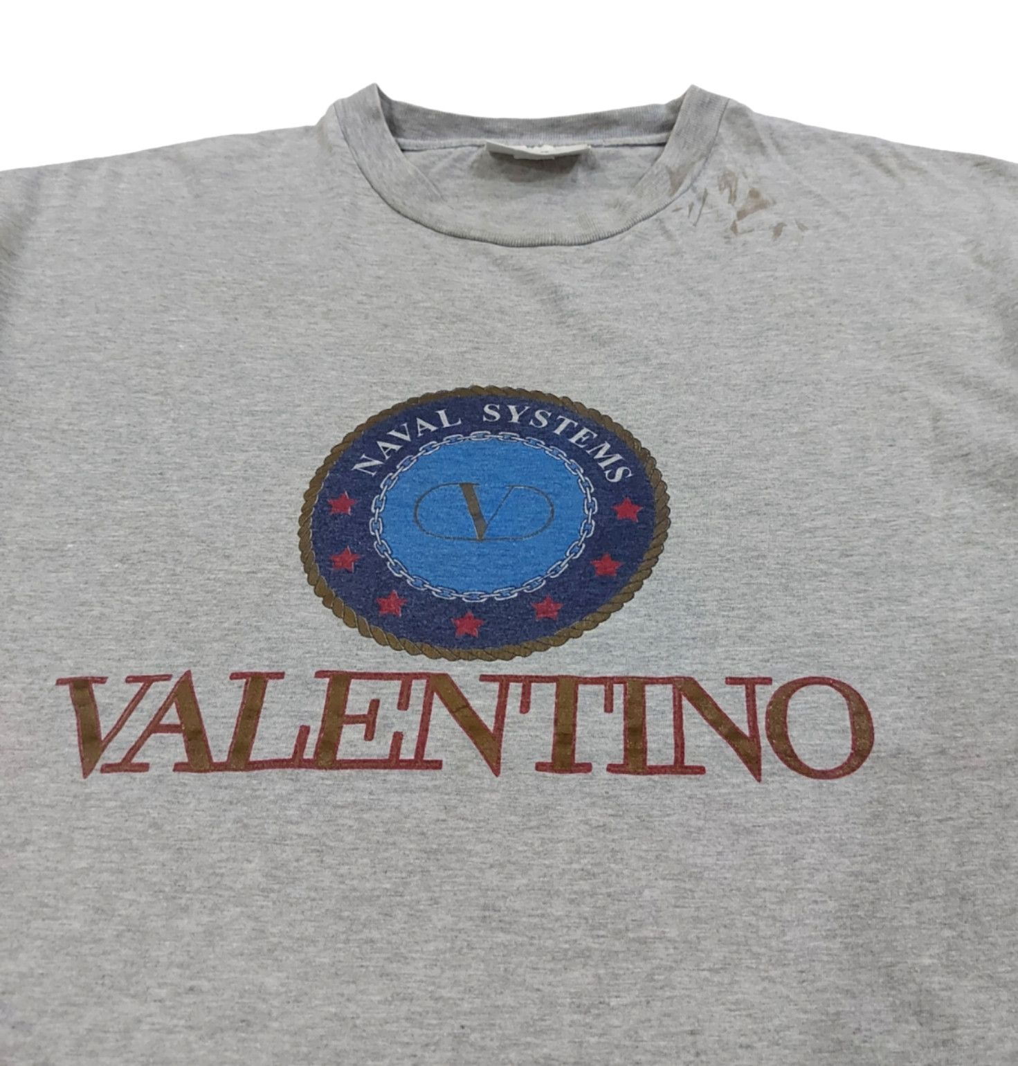 Valentino Rare! Vintage Valentino Big Logo Spell Out Tee Size US L / EU 52-54 / 3 - 2 Thumbnail