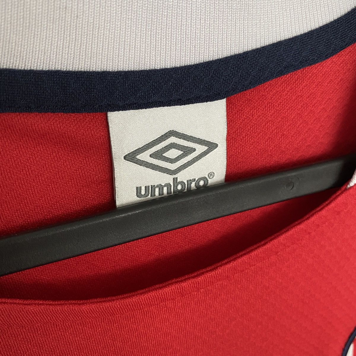 Umbro × Vintage 2010 2011 Norway National Umbro Vintage Home Soccer Jersey Size US S / EU 44-46 / 1 - 3 Thumbnail